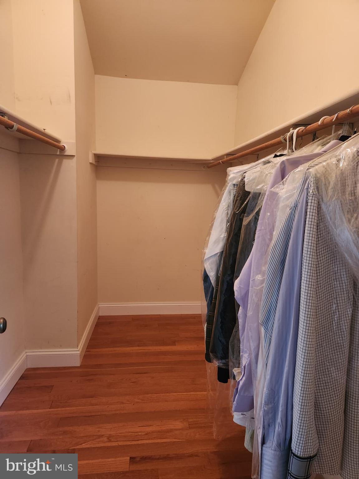 MARIETTA WOODS - Residential