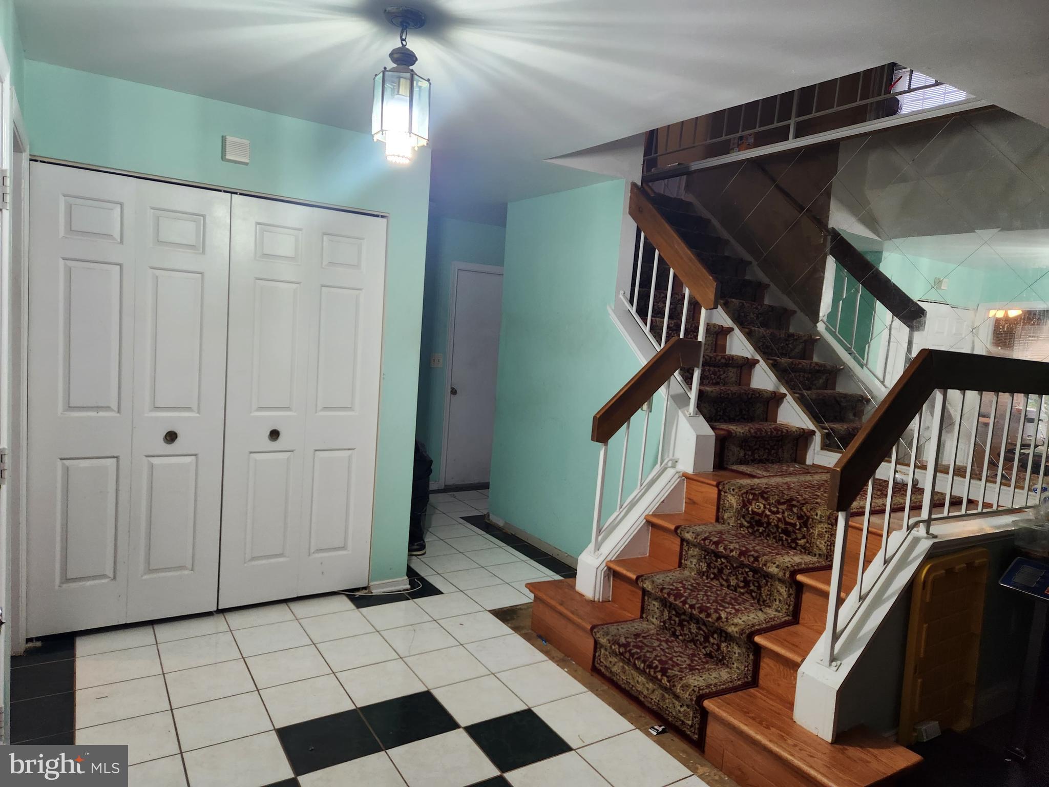 MARIETTA WOODS - Residential