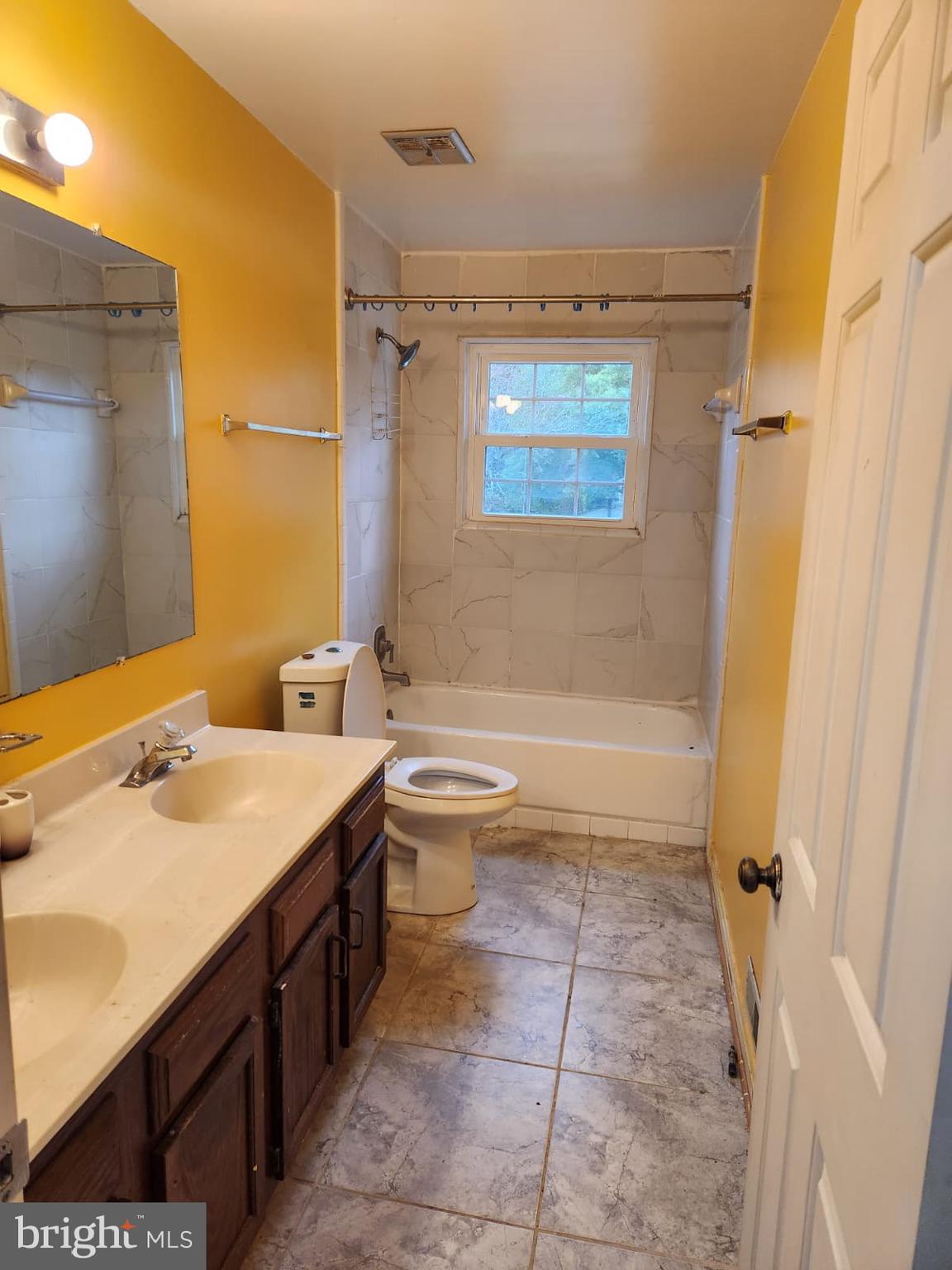 MARIETTA WOODS - Residential