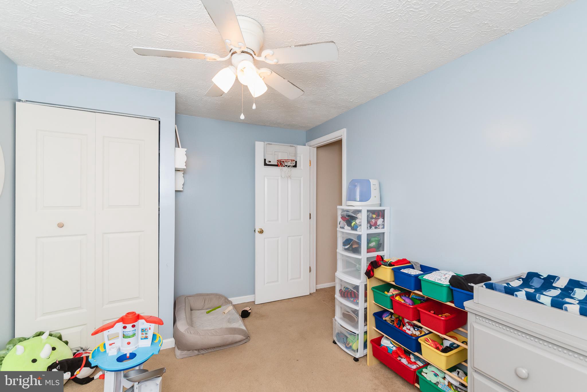 WOODBRIDGE CENTER - Residential