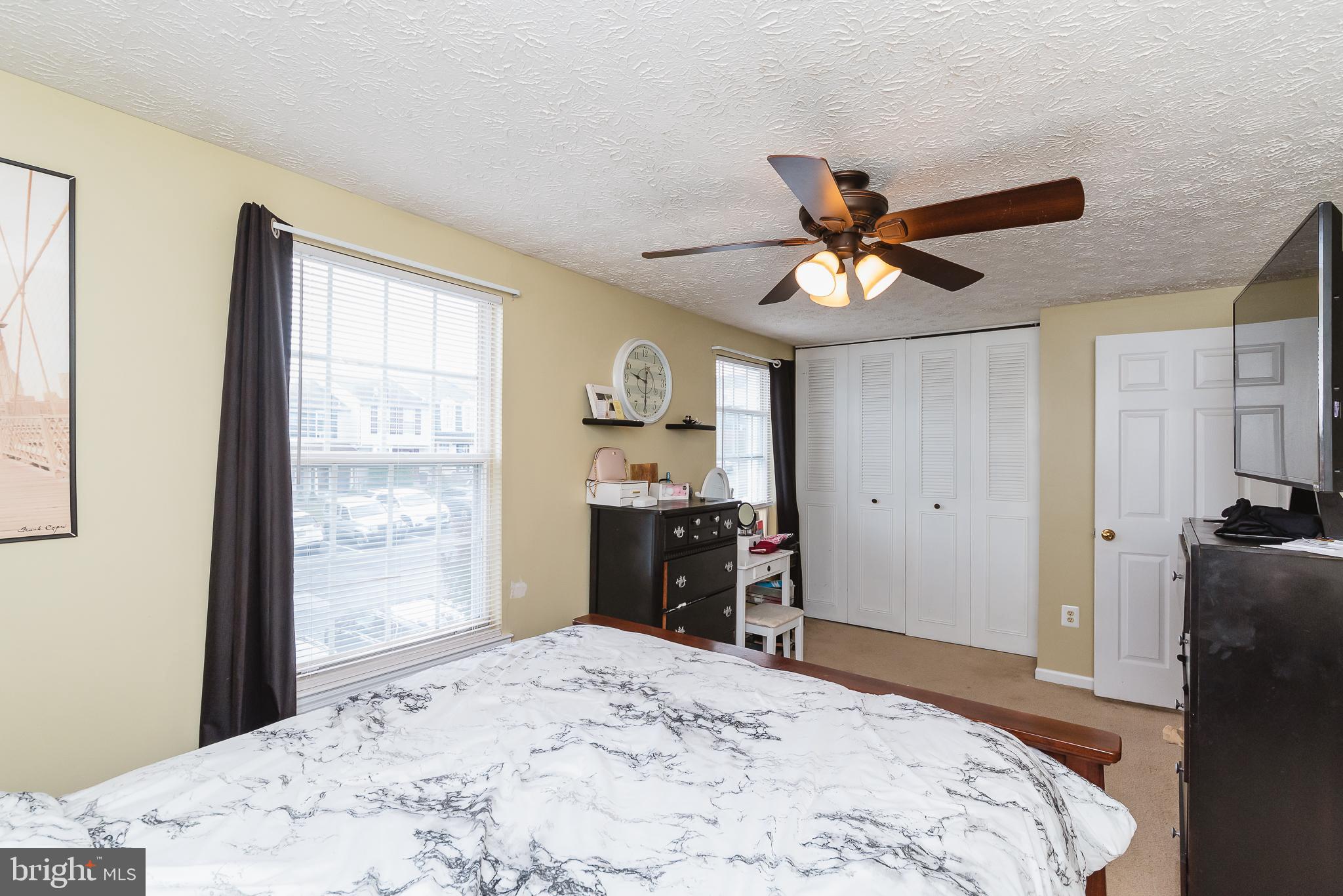 WOODBRIDGE CENTER - Residential