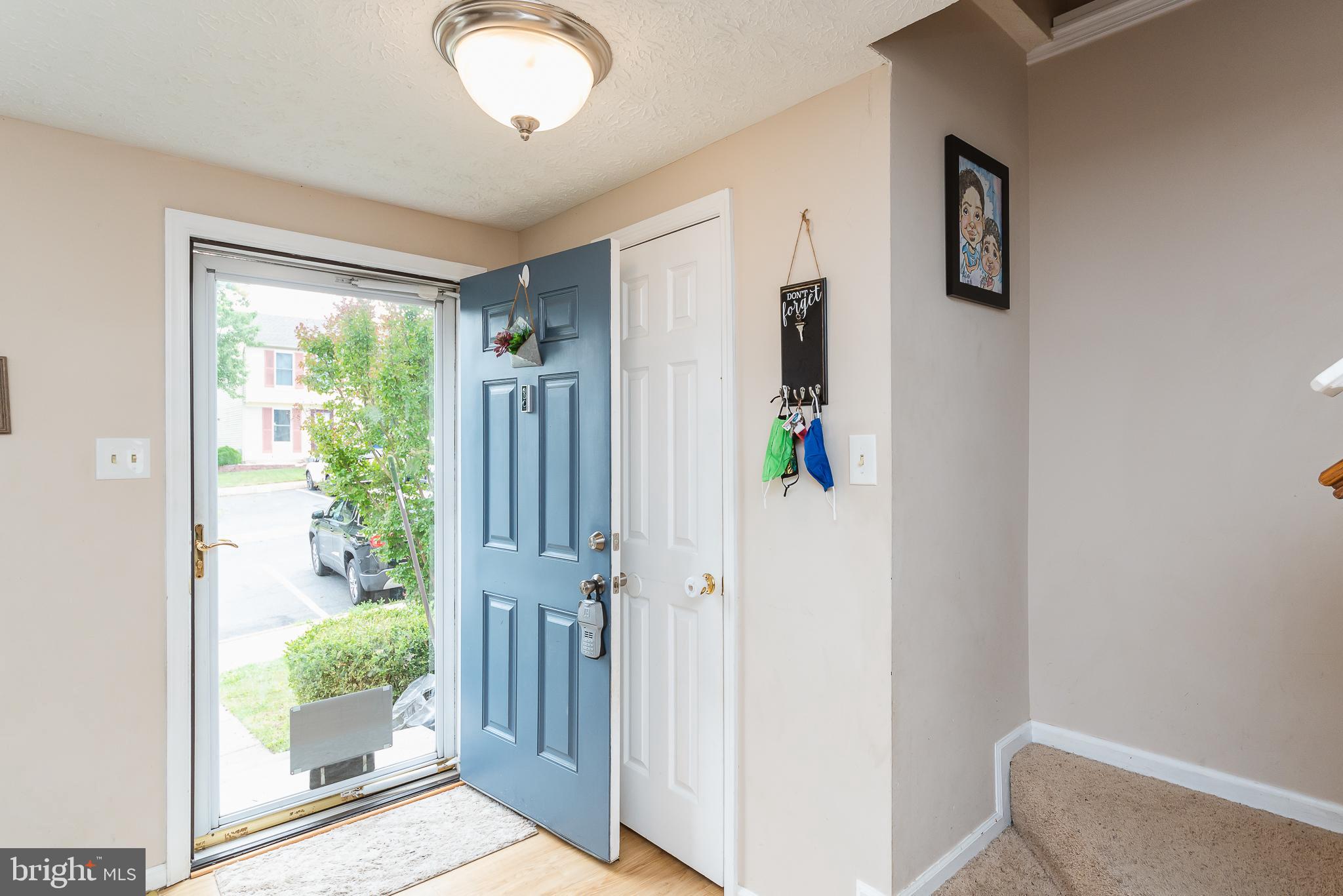 WOODBRIDGE CENTER - Residential