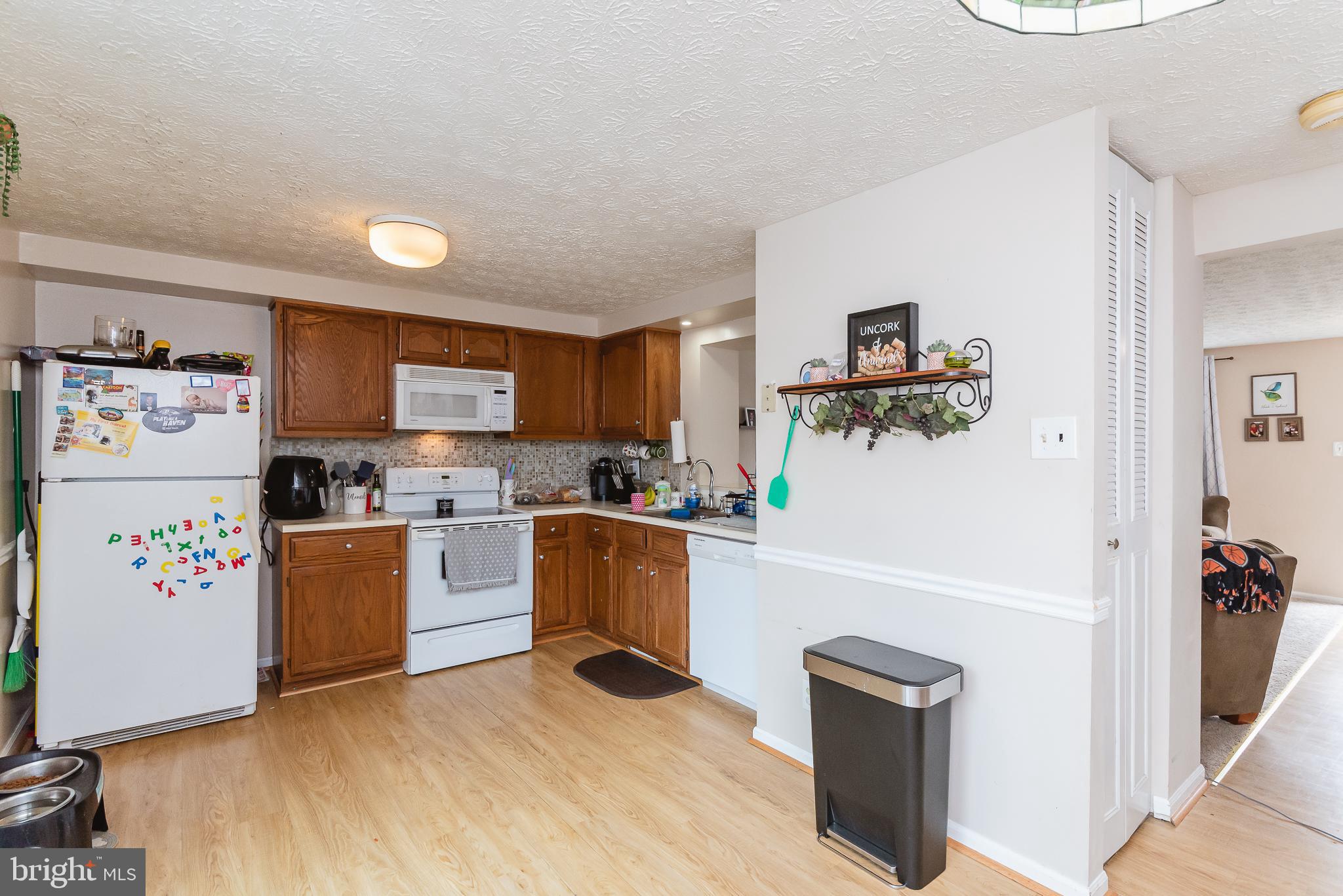 WOODBRIDGE CENTER - Residential