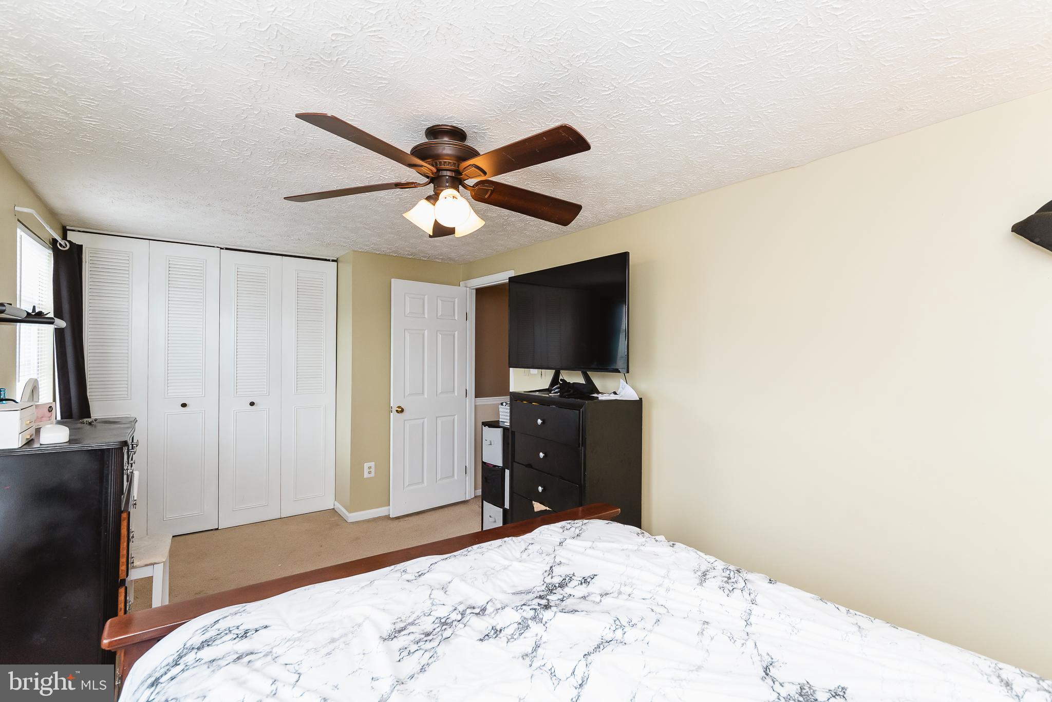 WOODBRIDGE CENTER - Residential