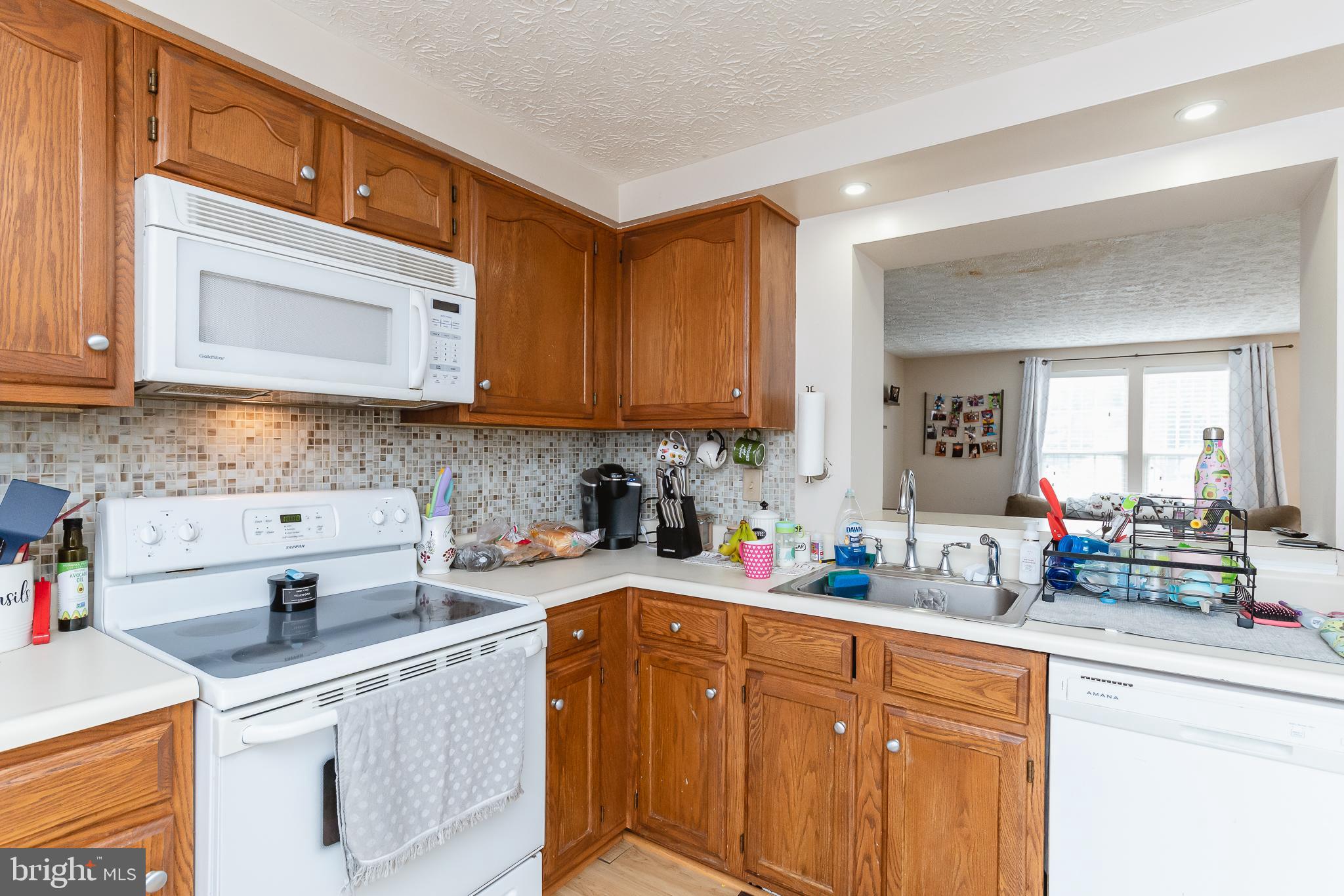 WOODBRIDGE CENTER - Residential