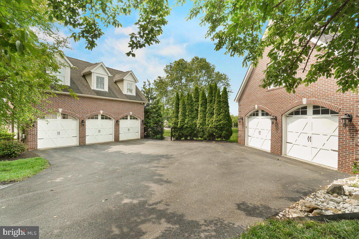 VALLEY VIEW ESTATES - Residential