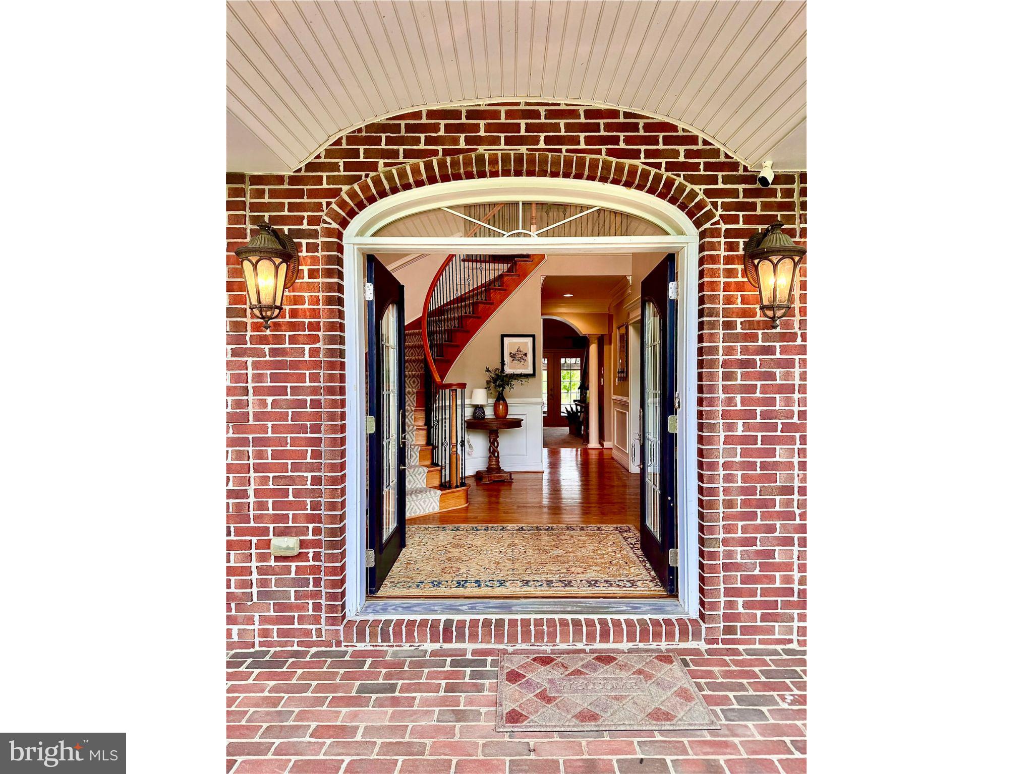 8170 HOLLOW ROAD