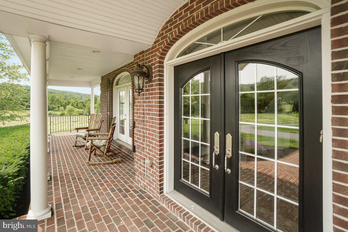 8170 HOLLOW ROAD