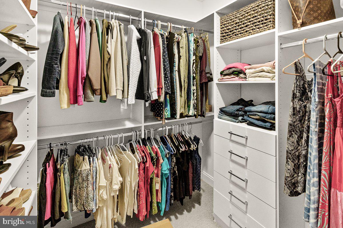 VALLEY VIEW ESTATES - Residential