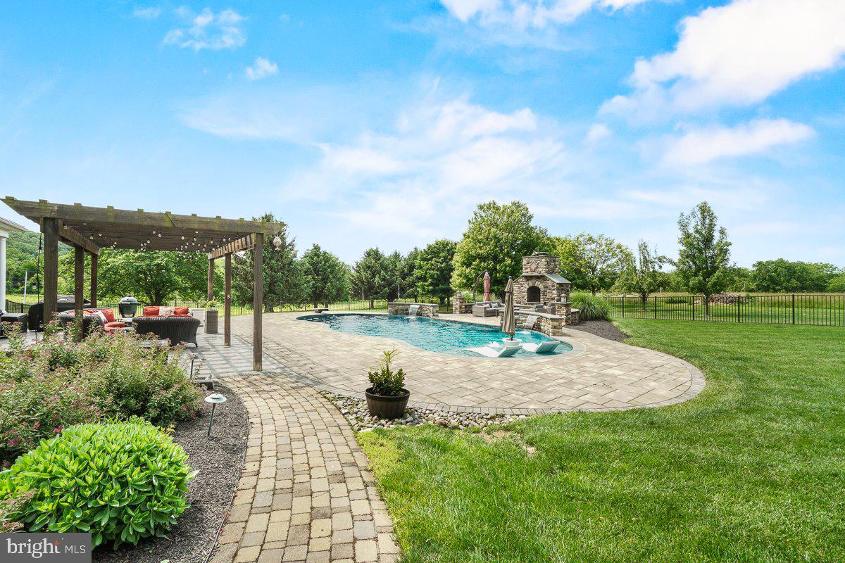 VALLEY VIEW ESTATES - Residential