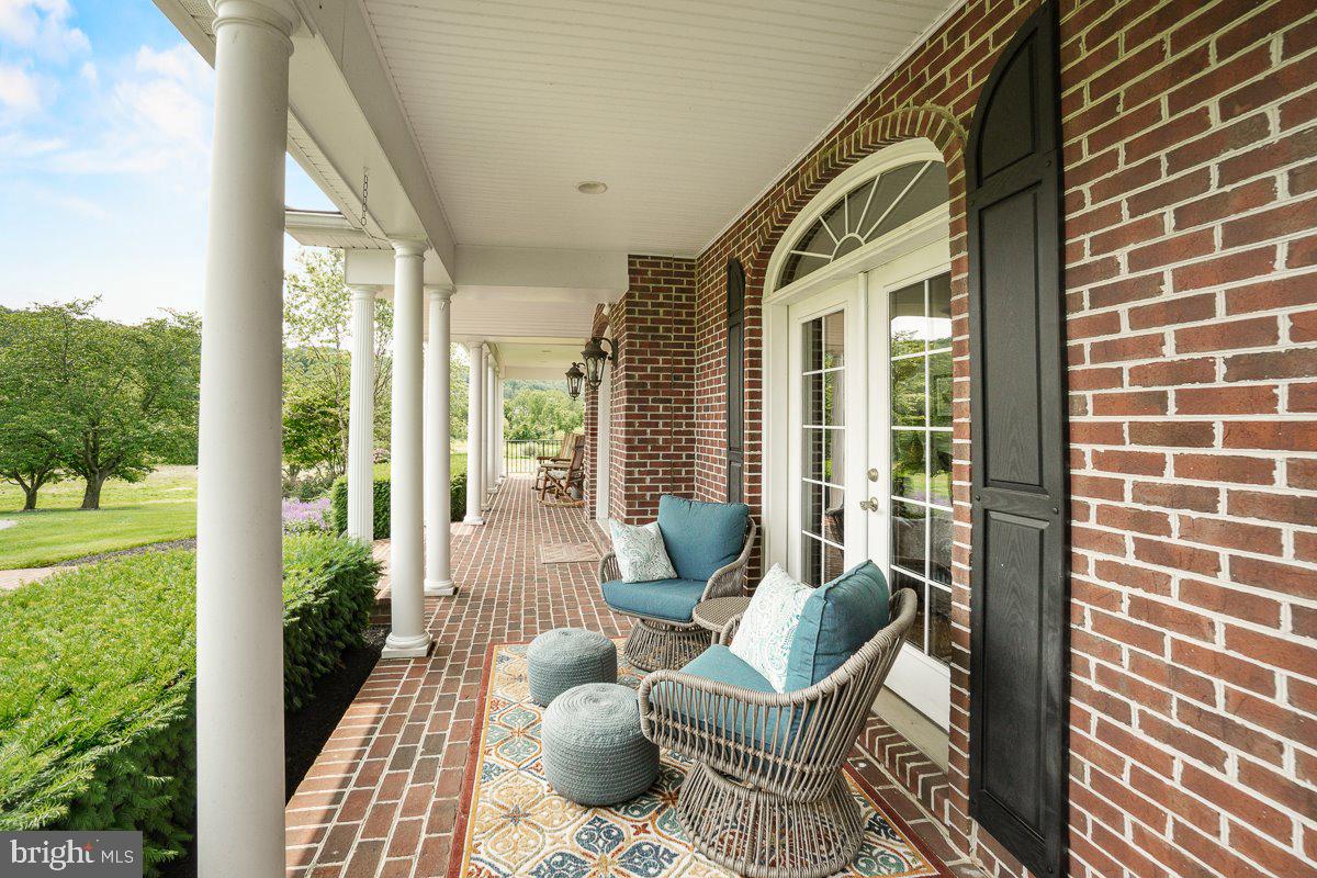8170 HOLLOW ROAD