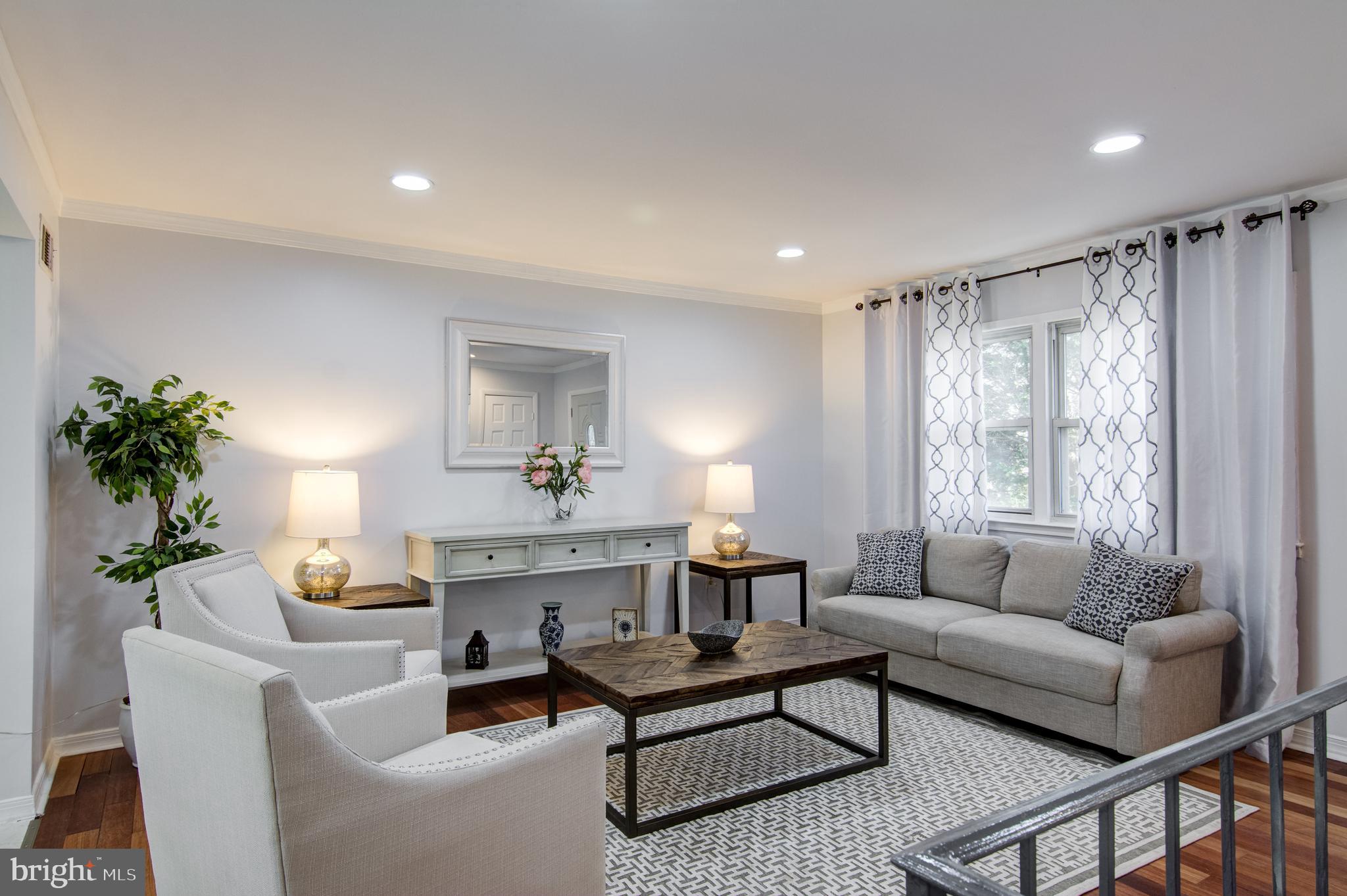 DALE CITY - Residential