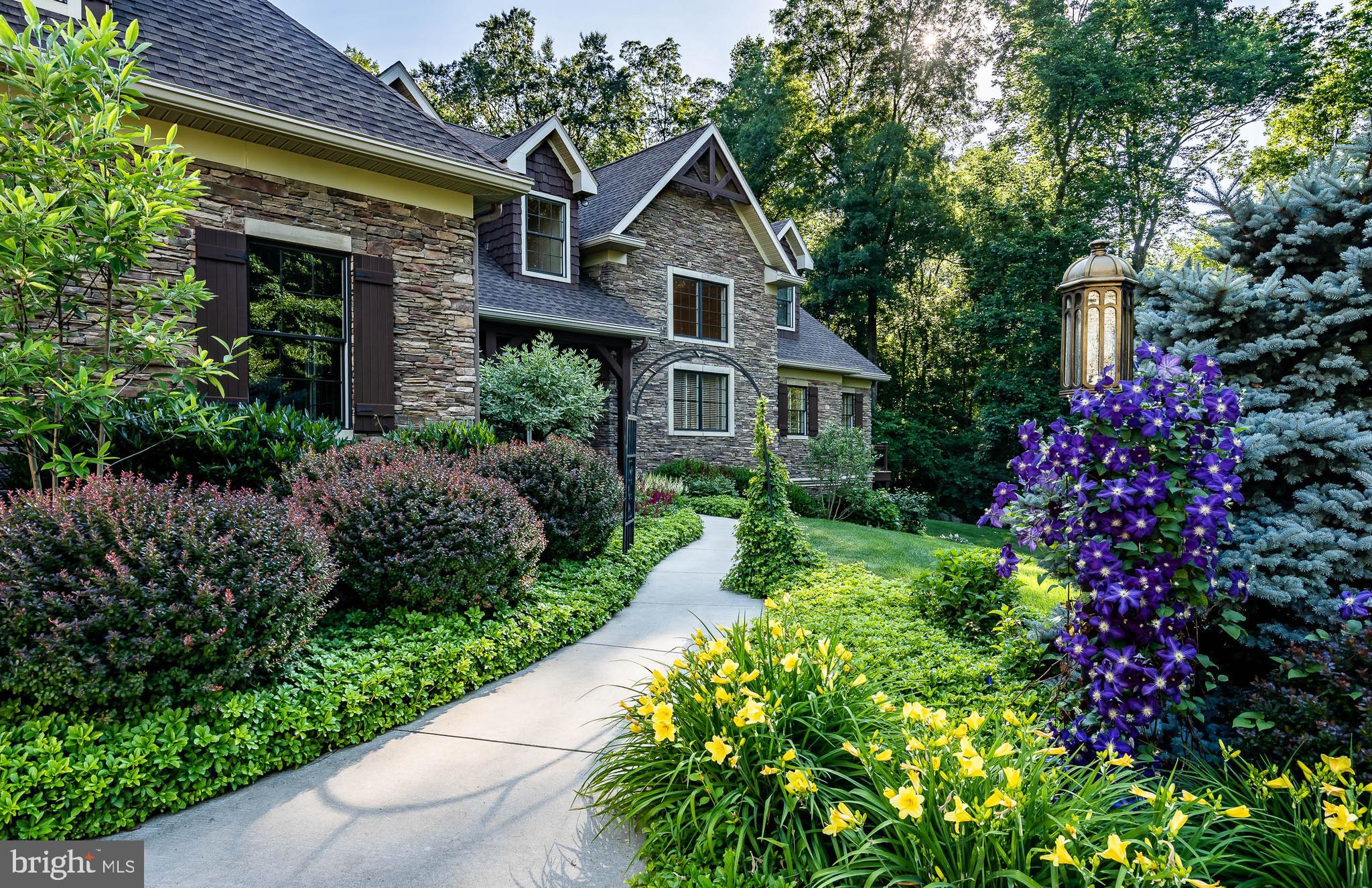 TURNBERRY - Residential