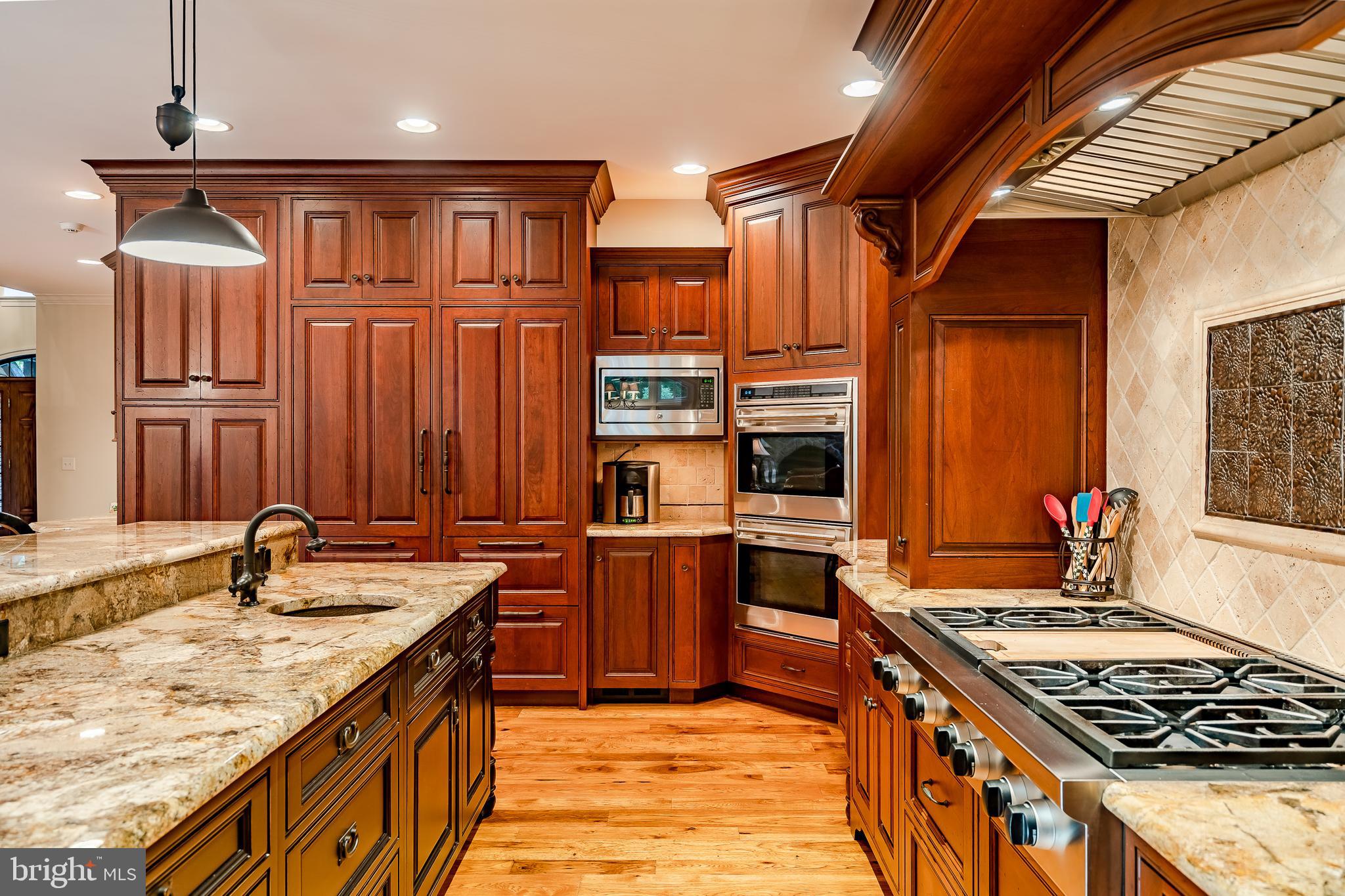 TURNBERRY - Residential