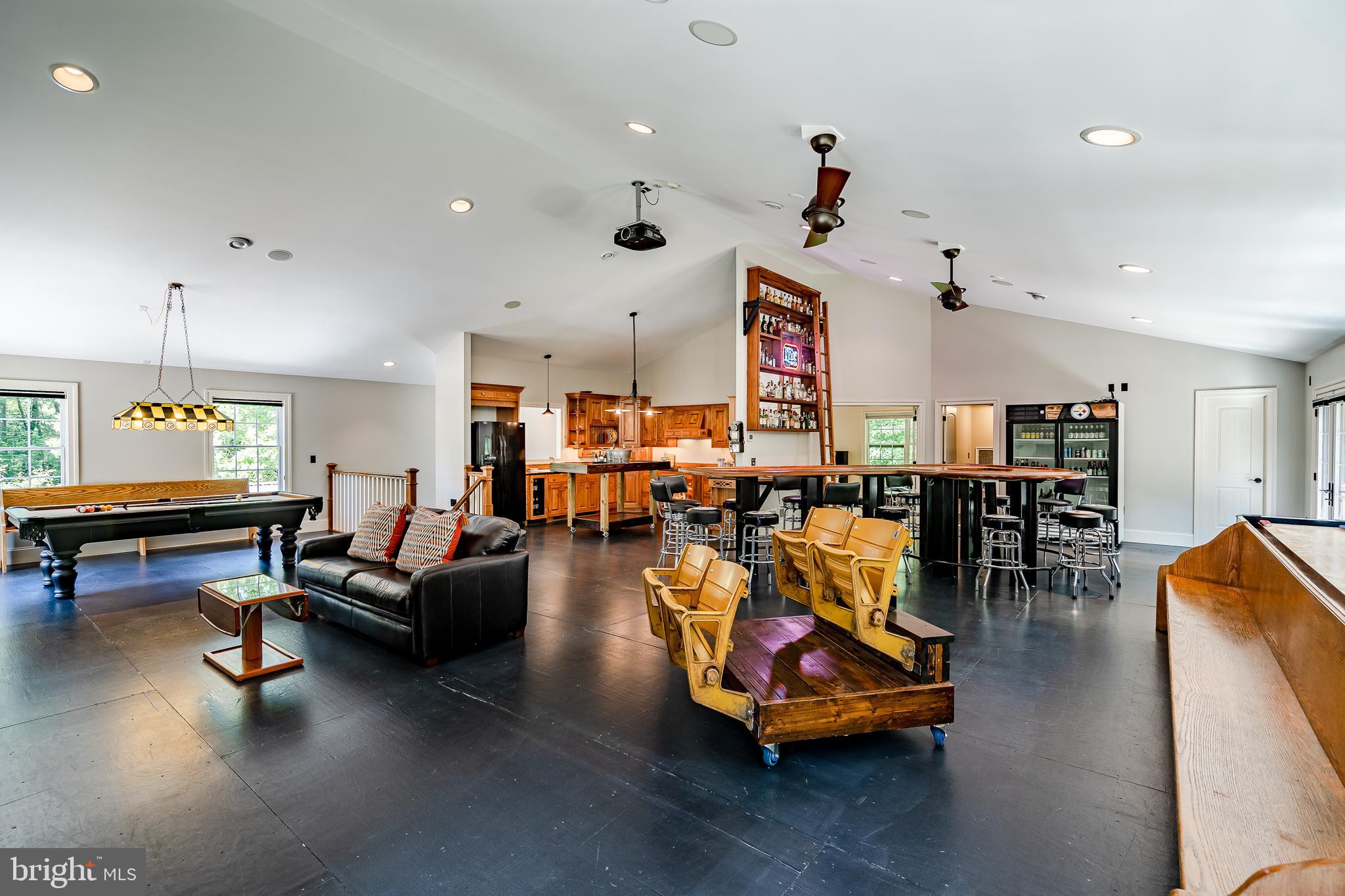 TURNBERRY - Residential