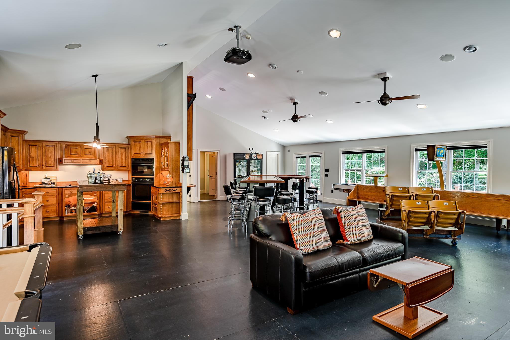 TURNBERRY - Residential