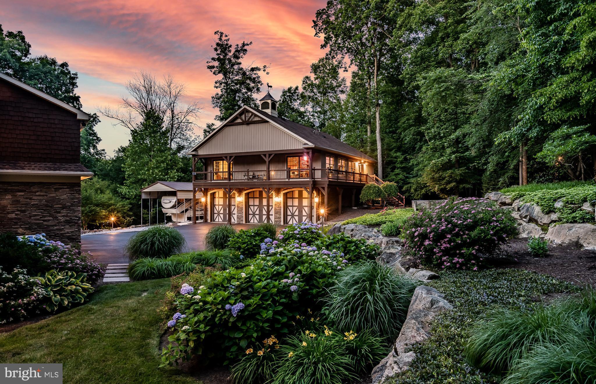 TURNBERRY - Residential