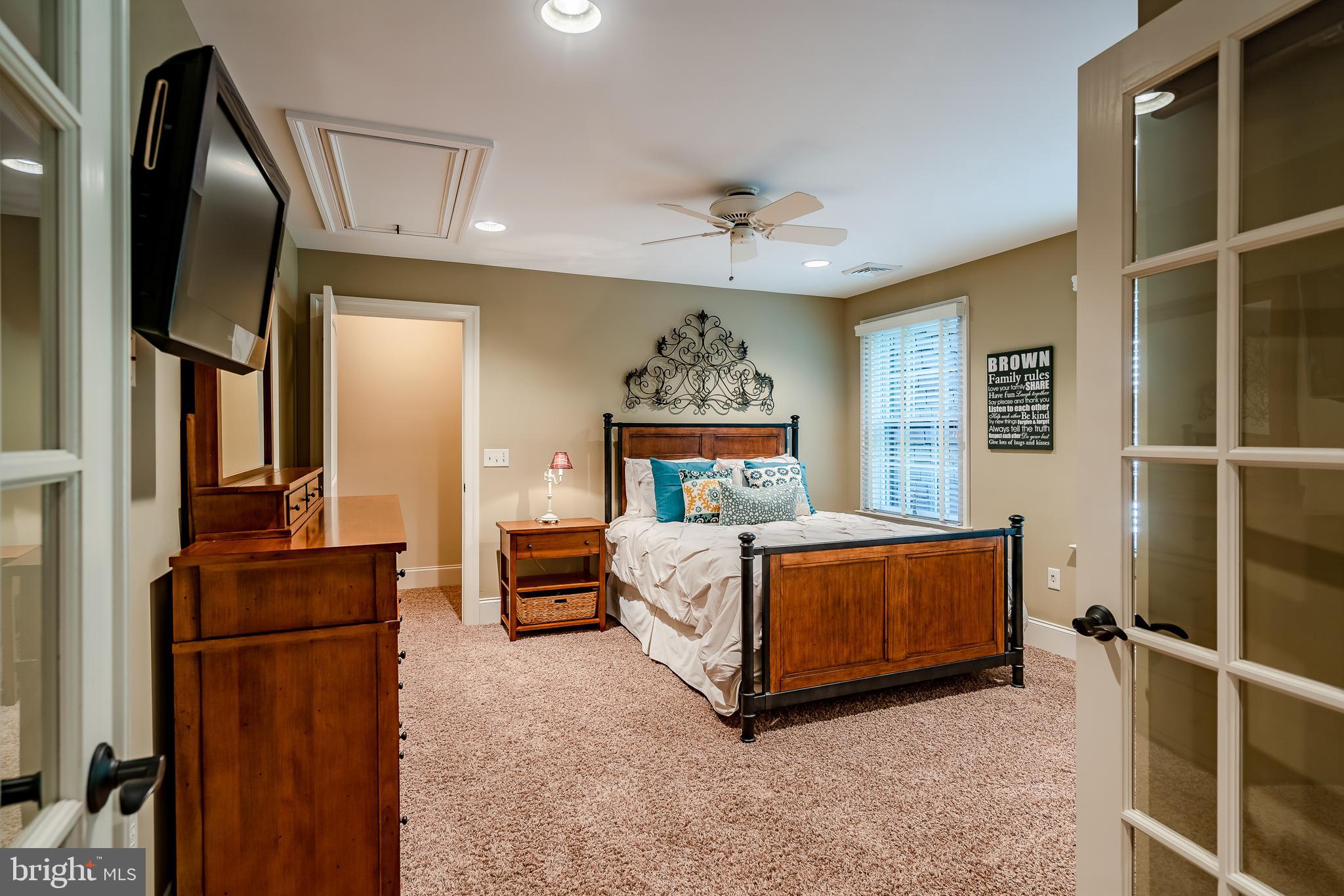 TURNBERRY - Residential