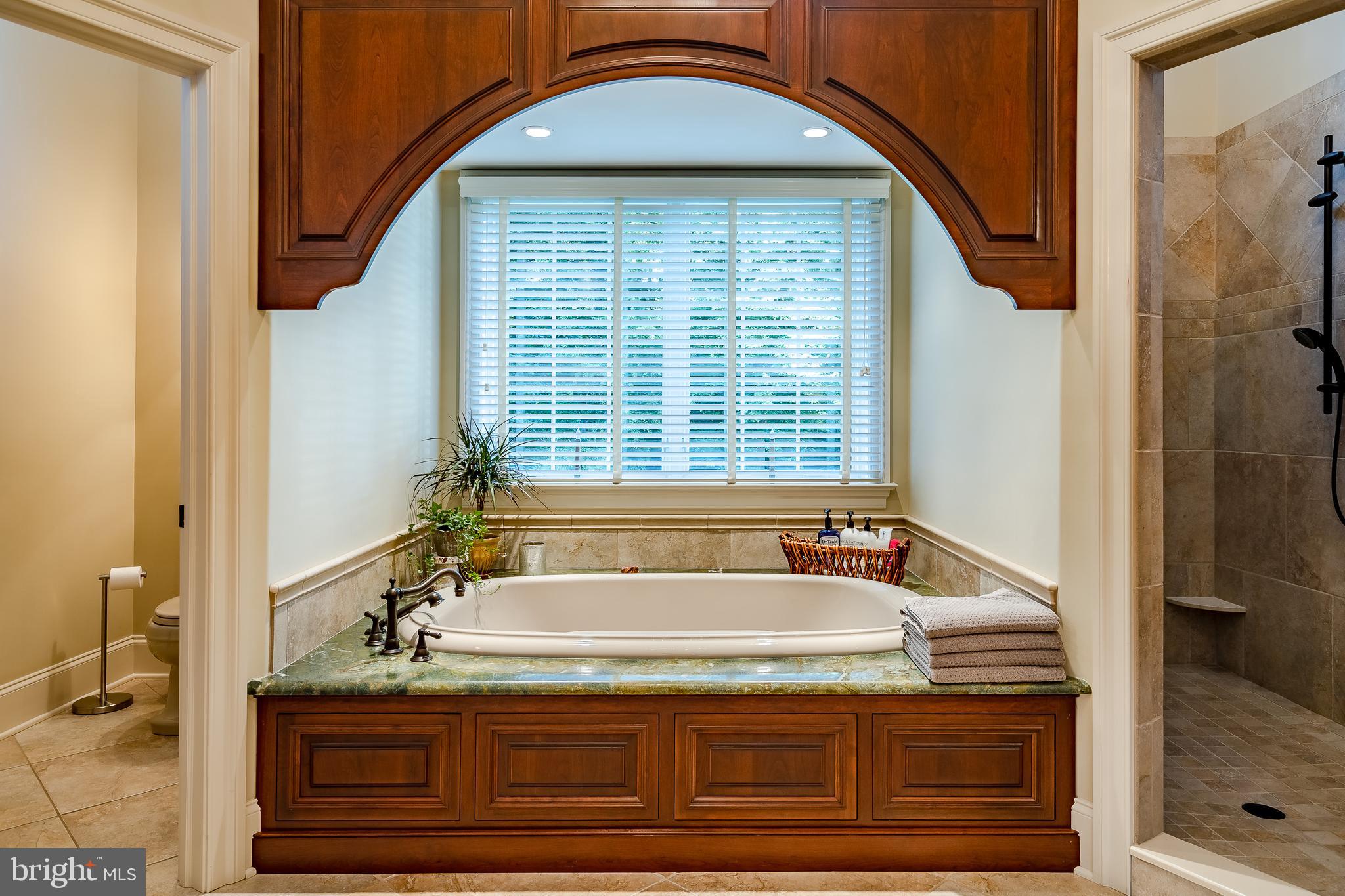 TURNBERRY - Residential