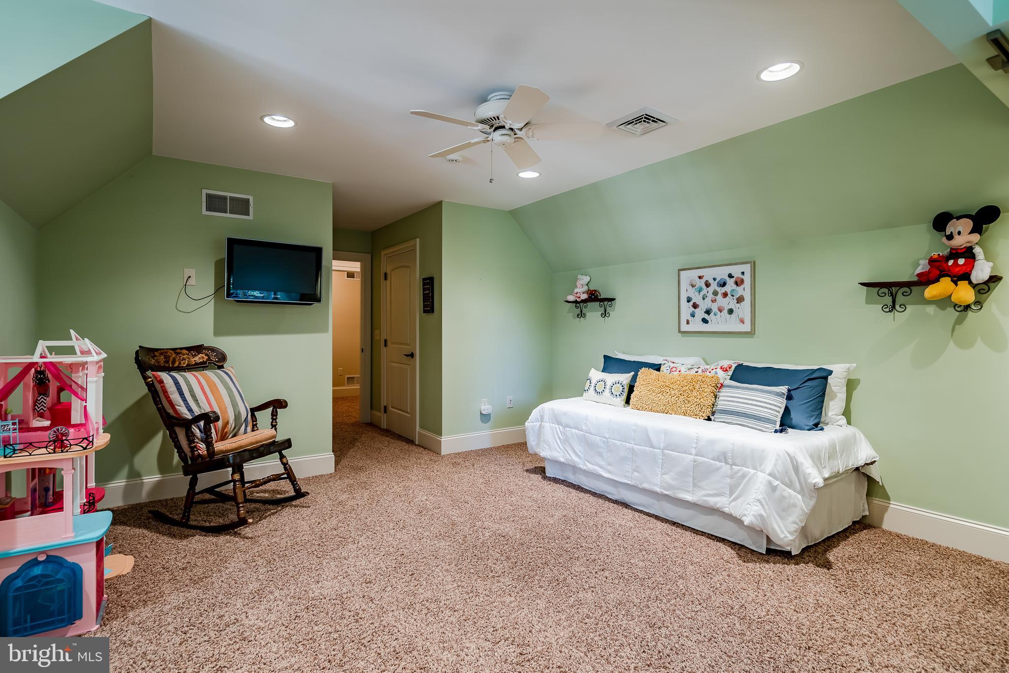 TURNBERRY - Residential