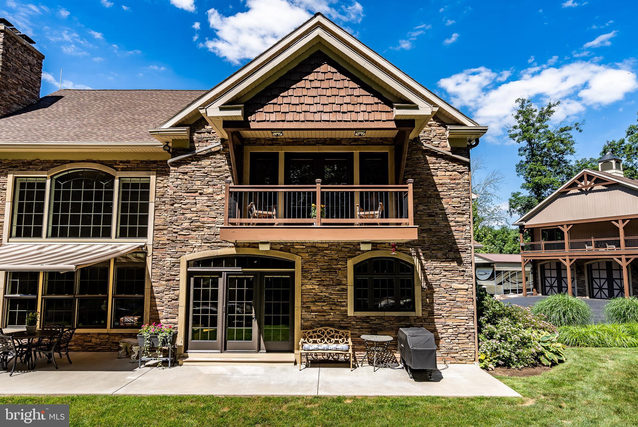 TURNBERRY - Residential