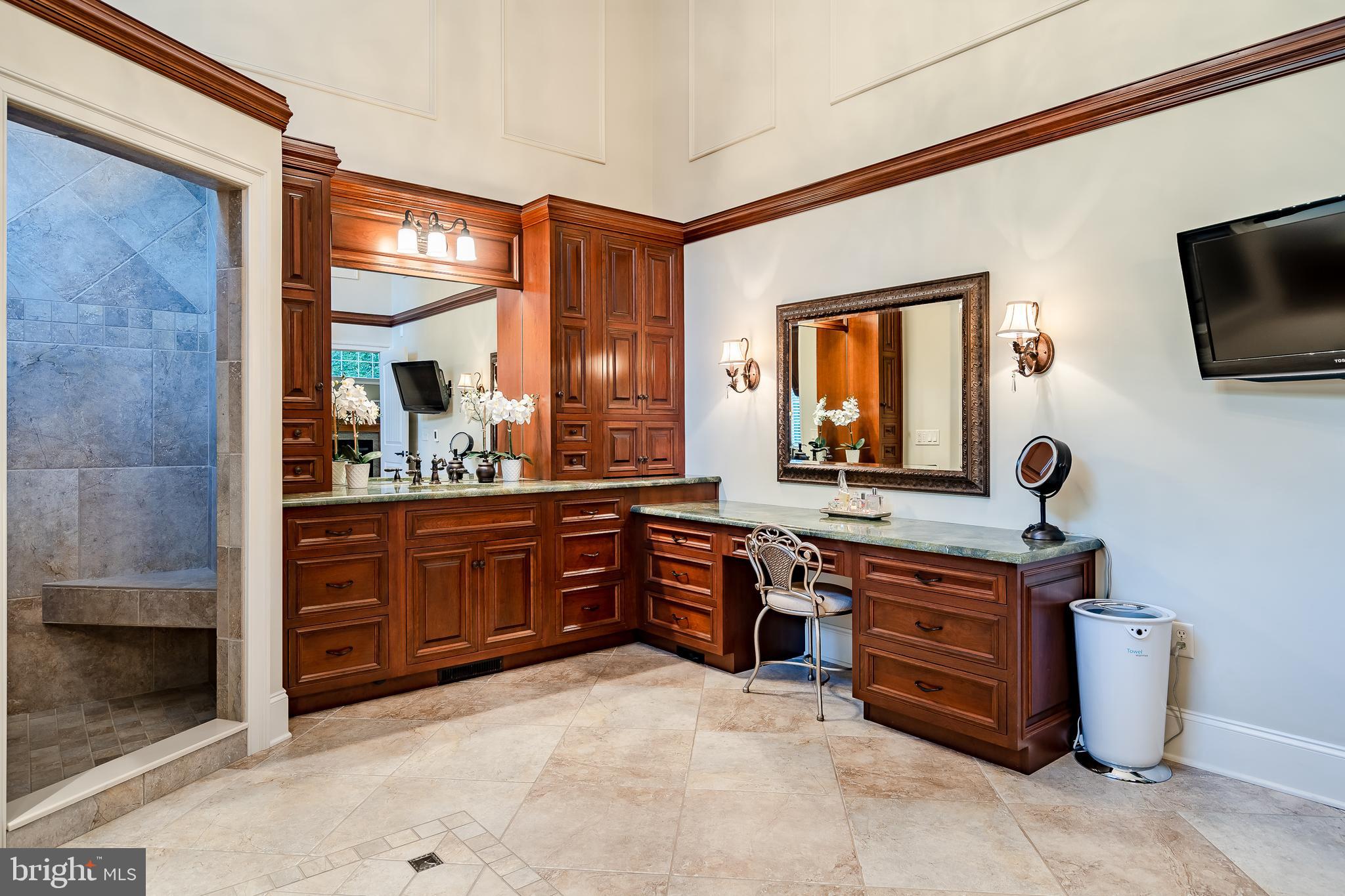 TURNBERRY - Residential