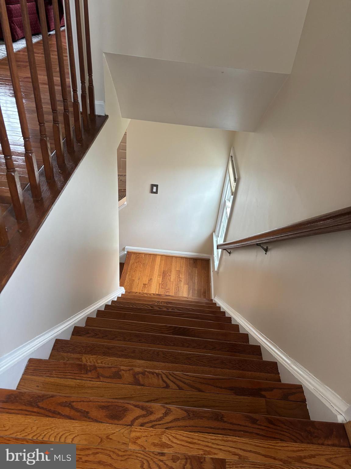 COMPTON VALLEY ESTATES - Residential Lease