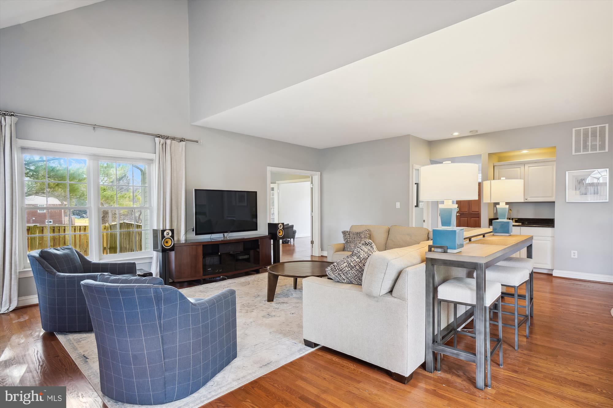 DARNESTOWN OUTSIDE - Residential