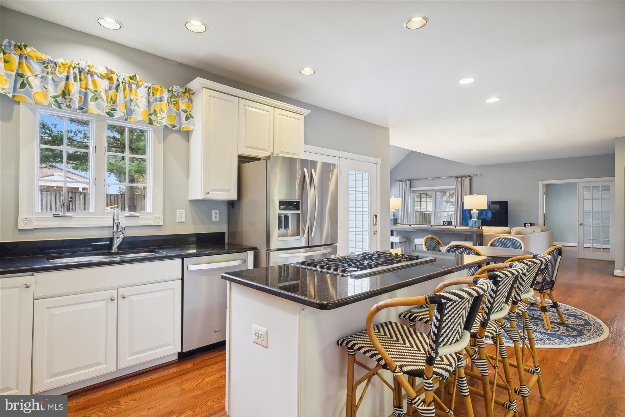 DARNESTOWN OUTSIDE - Residential