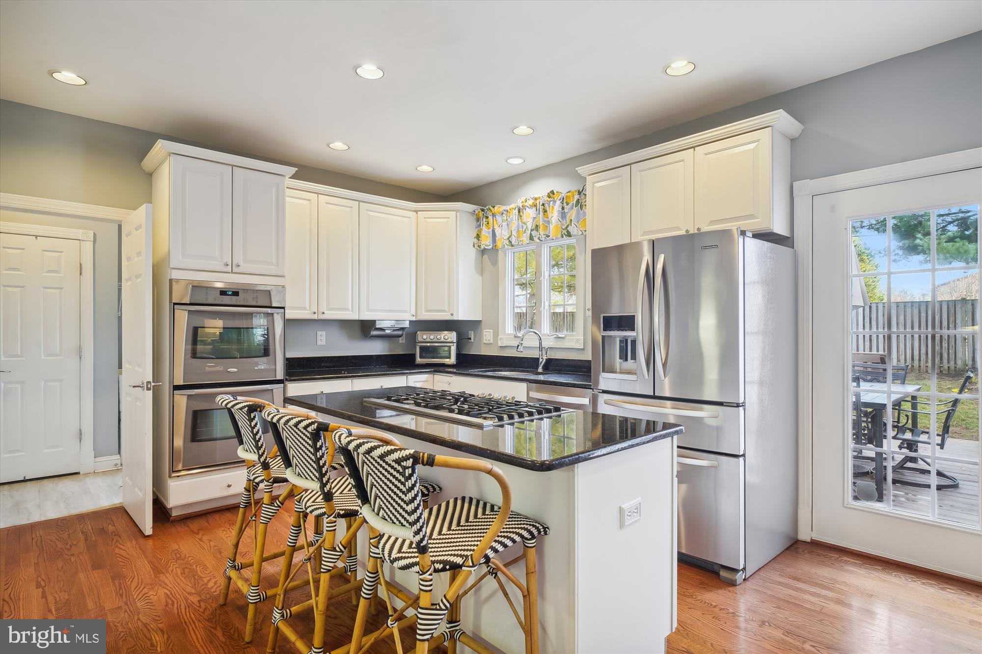 DARNESTOWN OUTSIDE - Residential