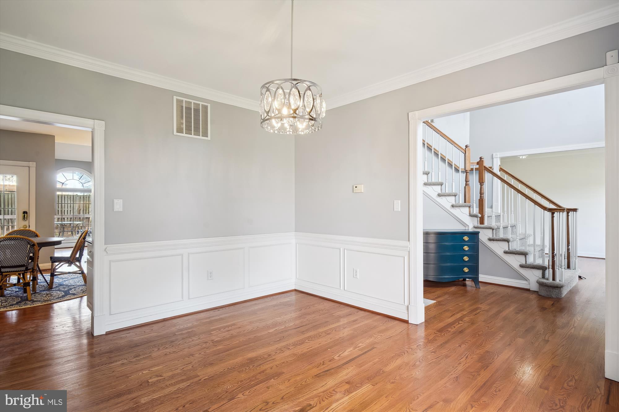 DARNESTOWN OUTSIDE - Residential