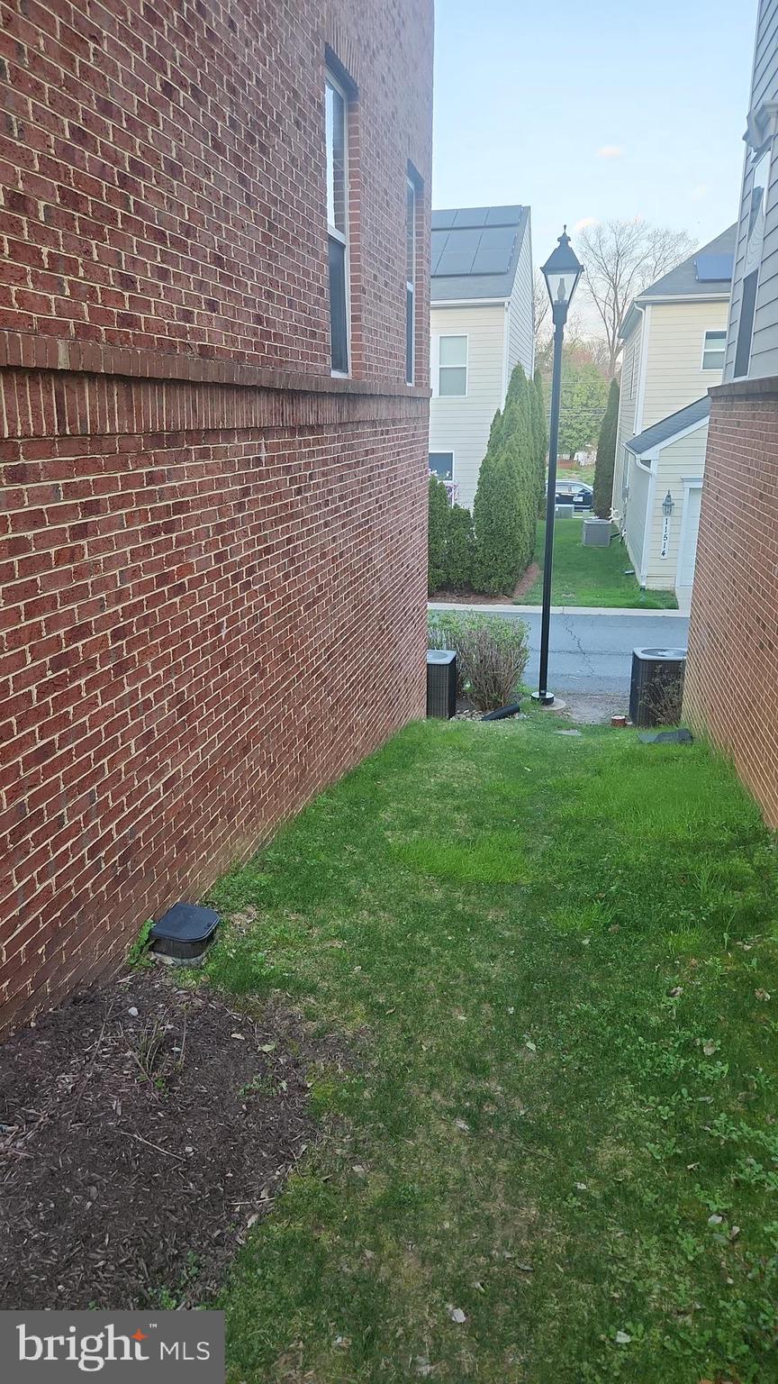 11612 LEESBOROUGH CIRCLE