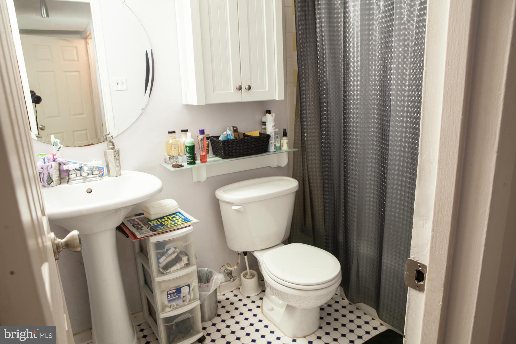 SAXONY SQUARE - Residential Lease