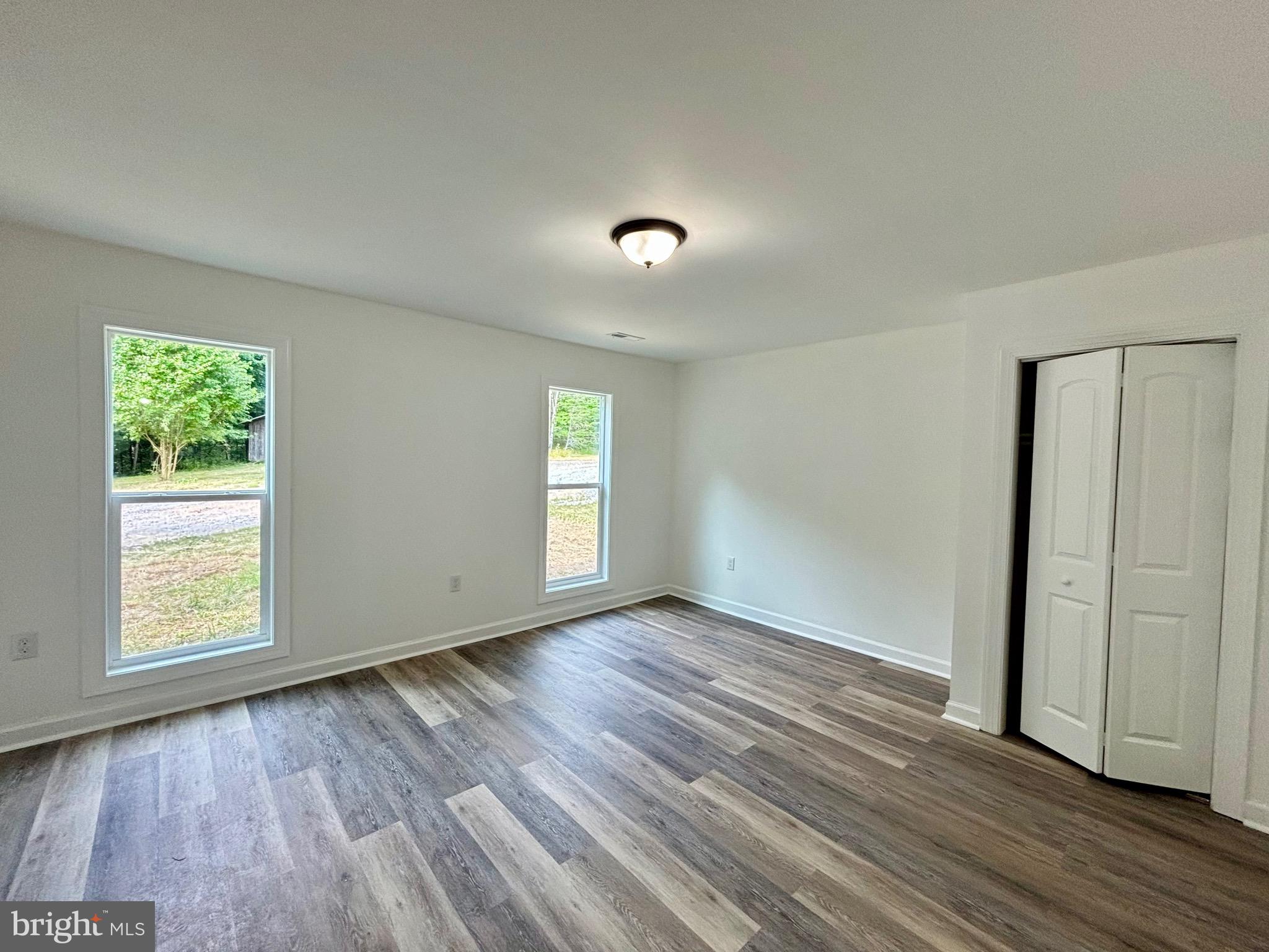 SLEEPY CREEK MOUNTAIN RETREAT - Residential