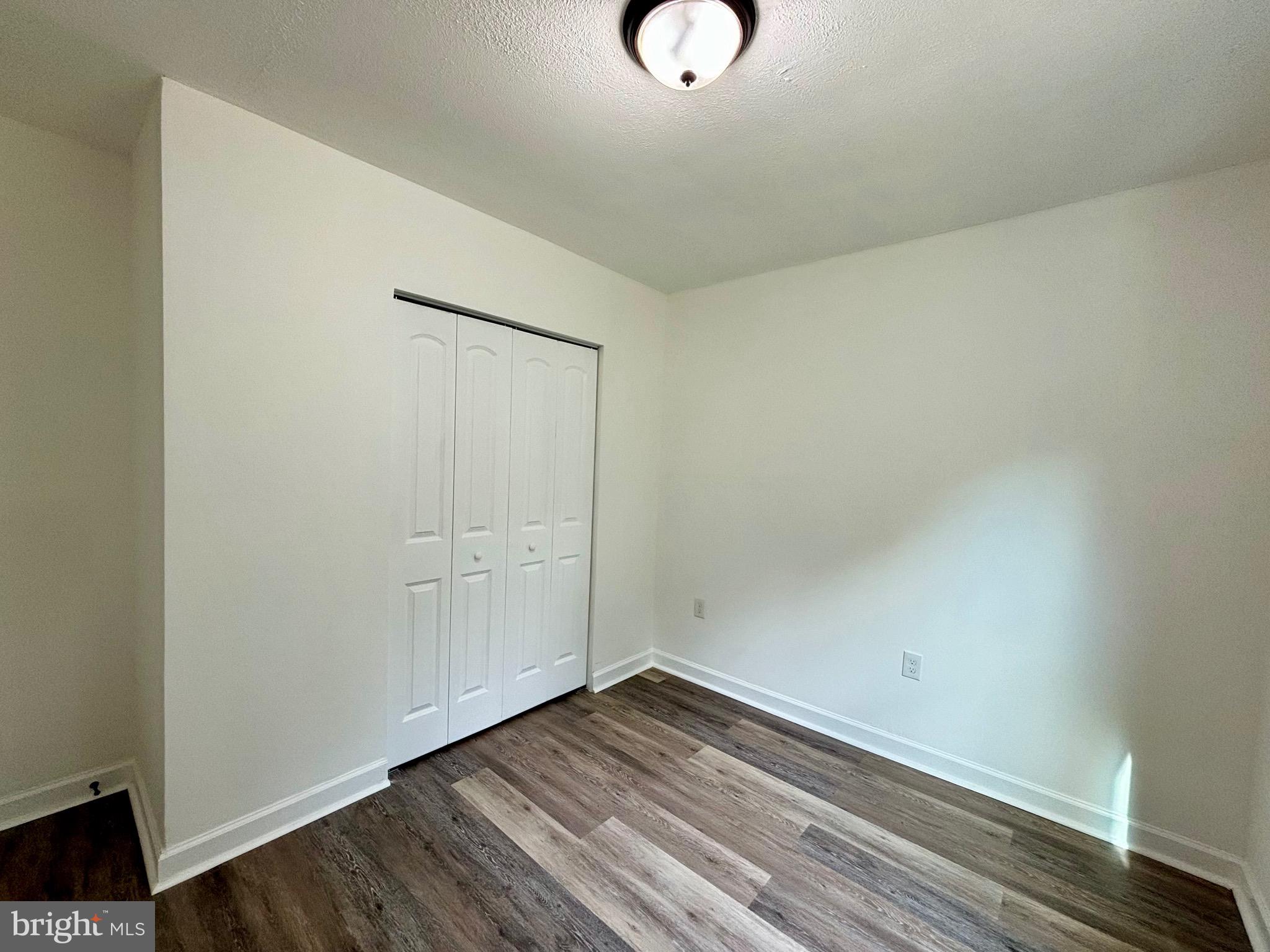 SLEEPY CREEK MOUNTAIN RETREAT - Residential