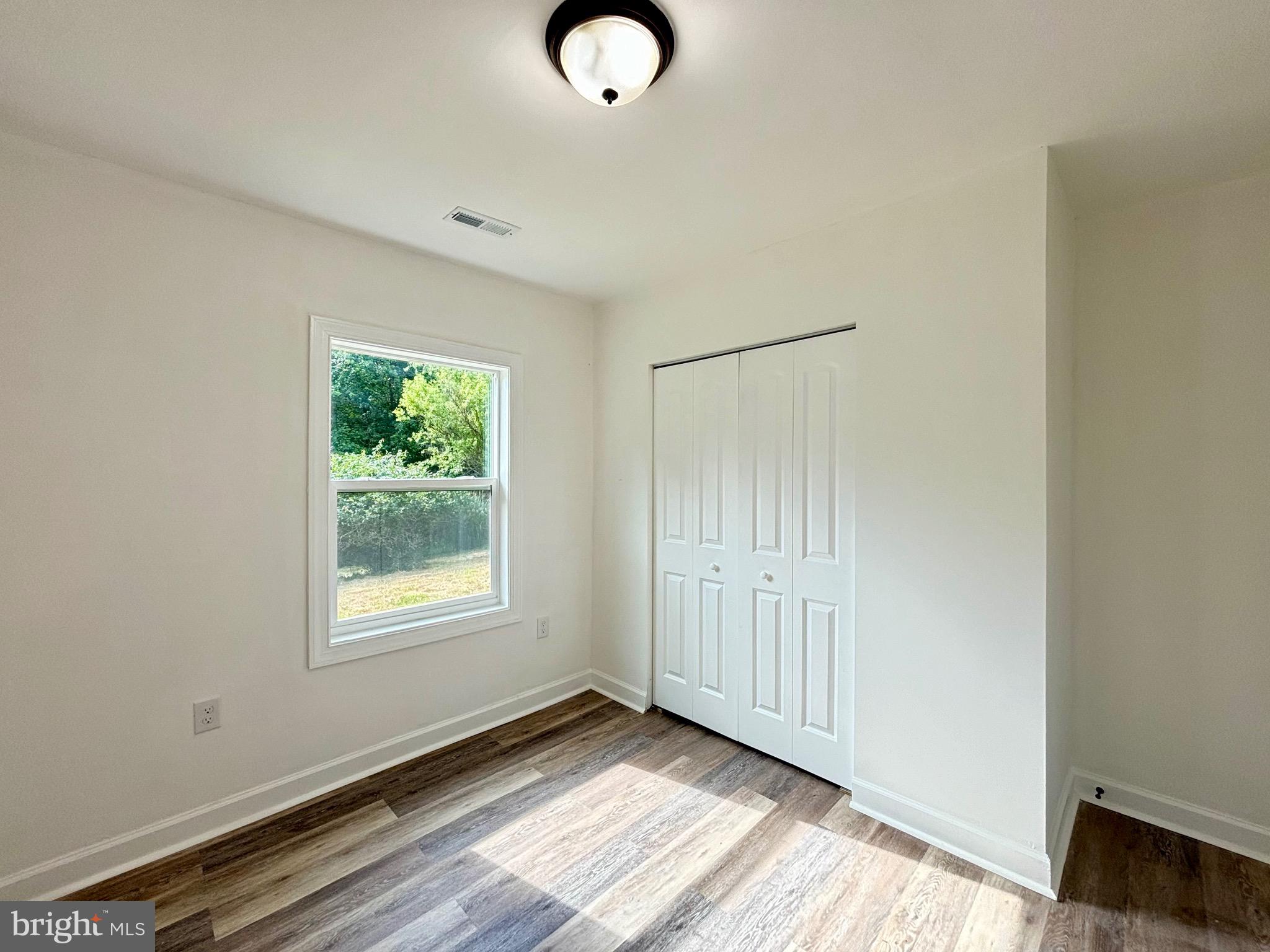 SLEEPY CREEK MOUNTAIN RETREAT - Residential