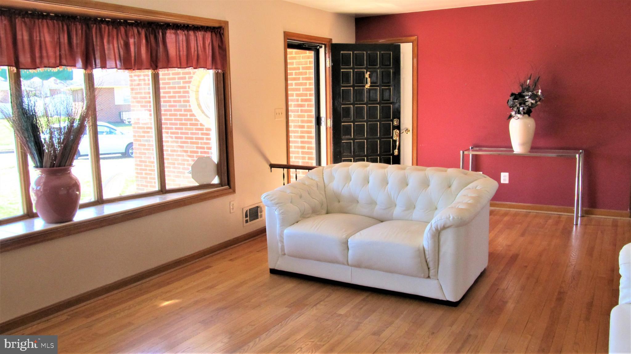 LINTHICUM HEIGHTS - Residential