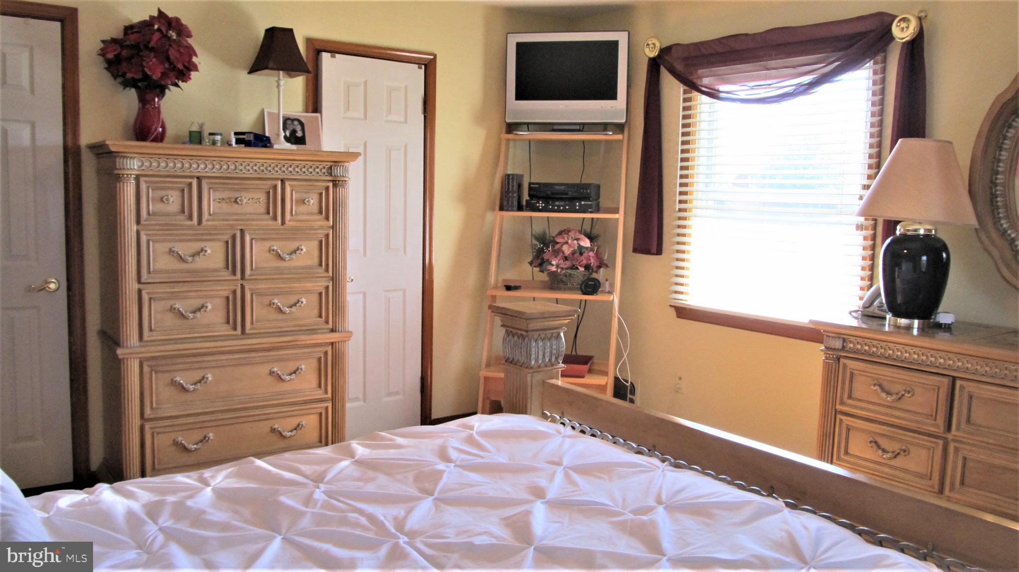 LINTHICUM HEIGHTS - Residential