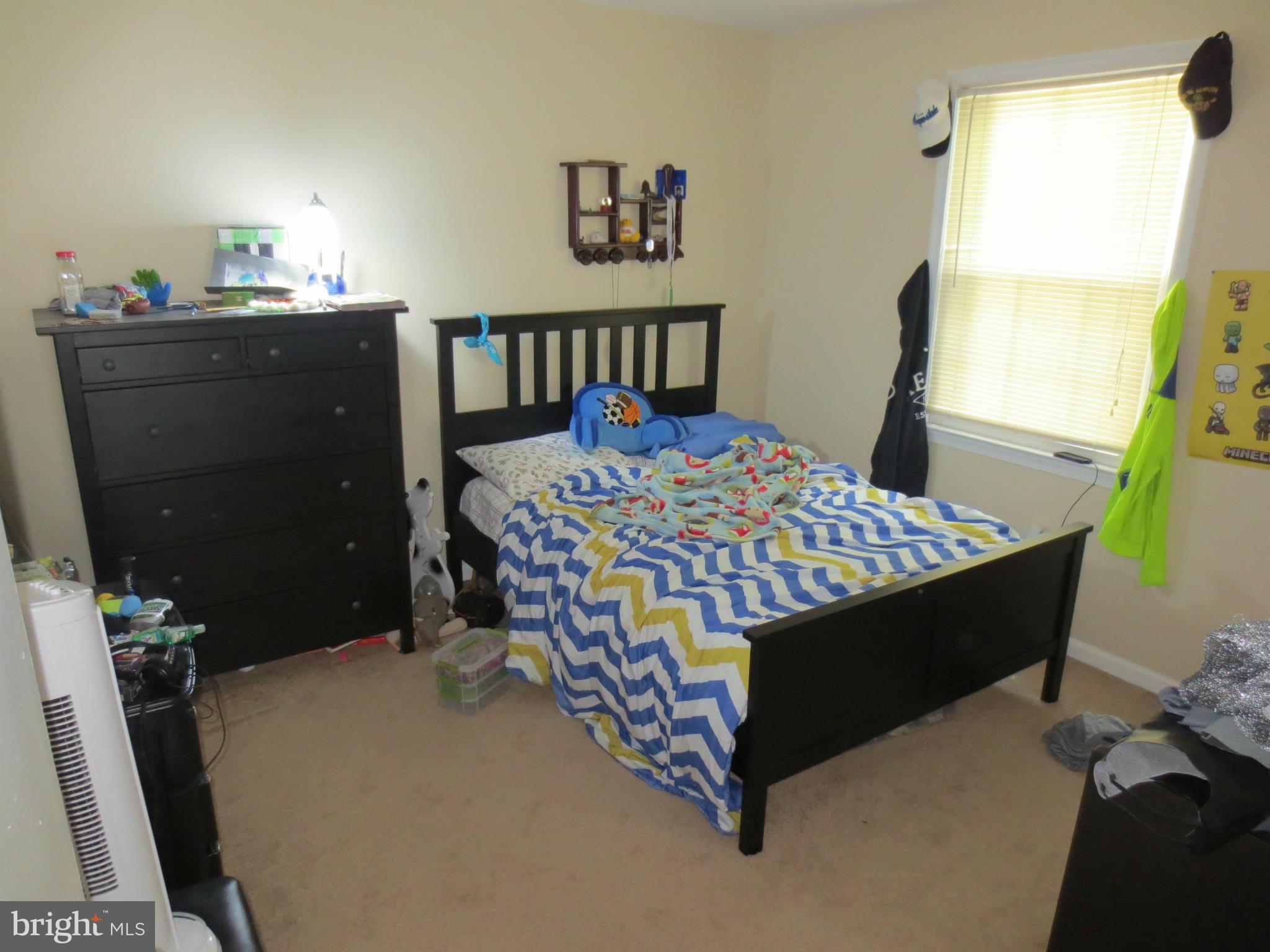 OLD MILL COMMUNITY - Residential Lease