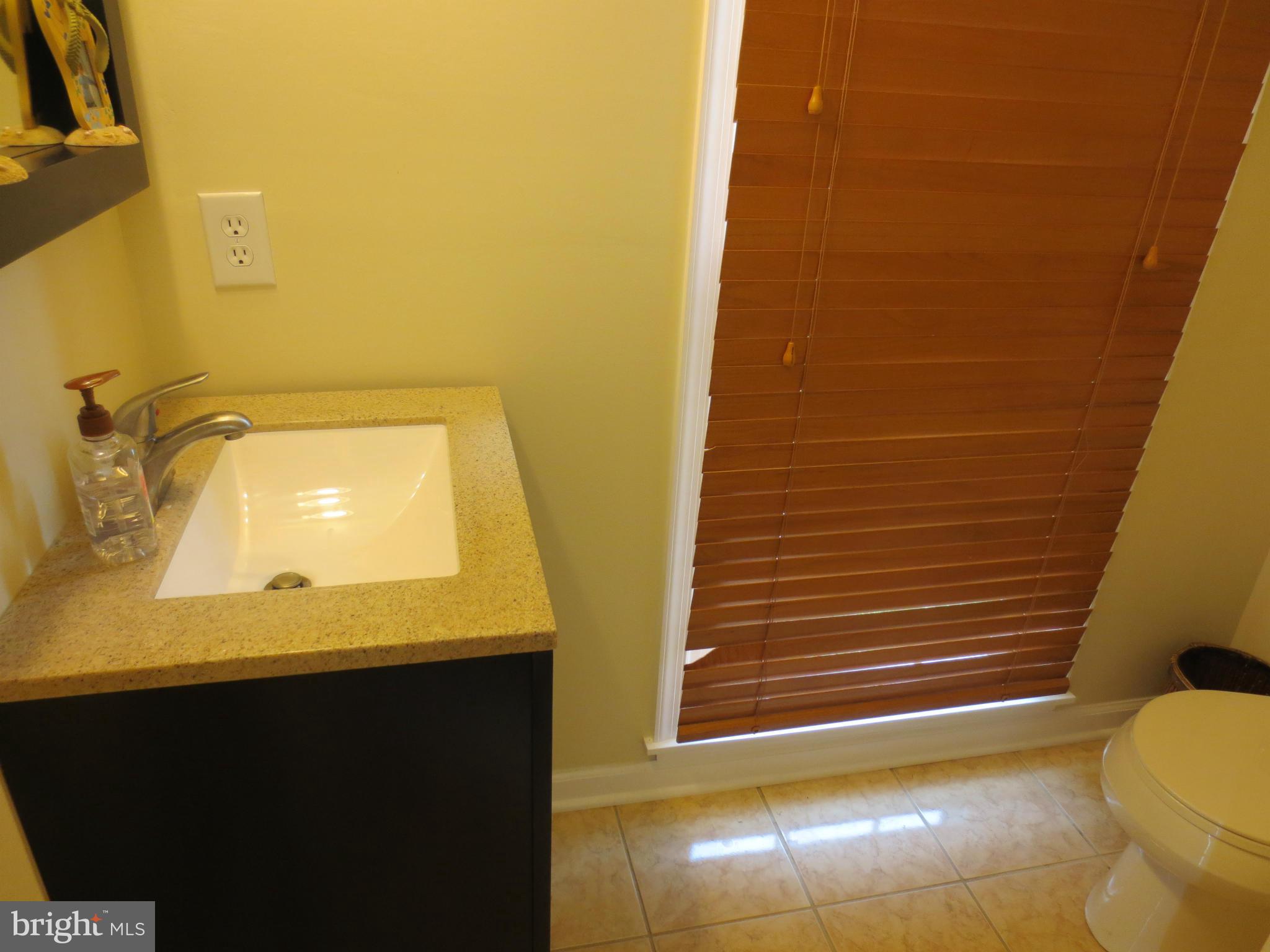 OLD MILL COMMUNITY - Residential Lease