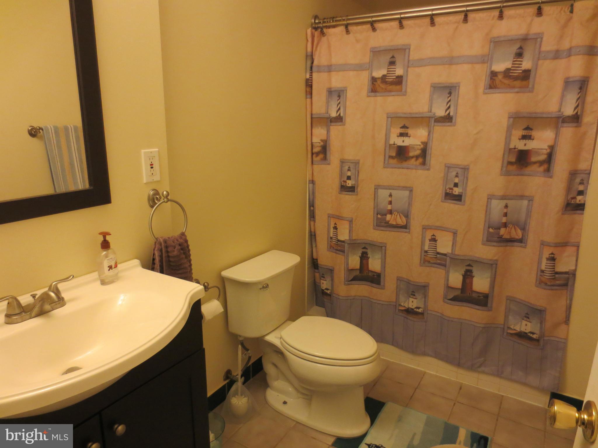 OLD MILL COMMUNITY - Residential Lease