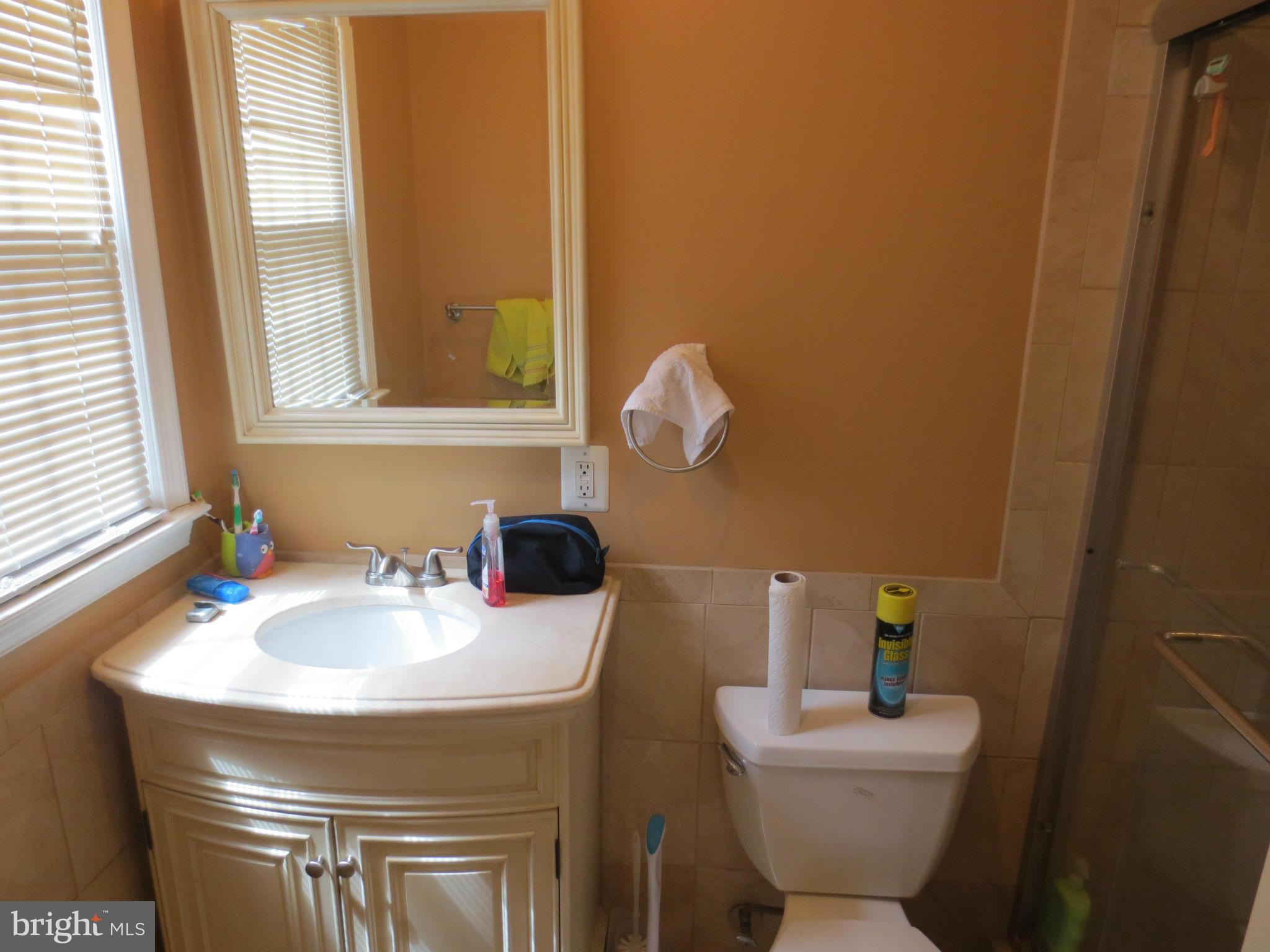 OLD MILL COMMUNITY - Residential Lease