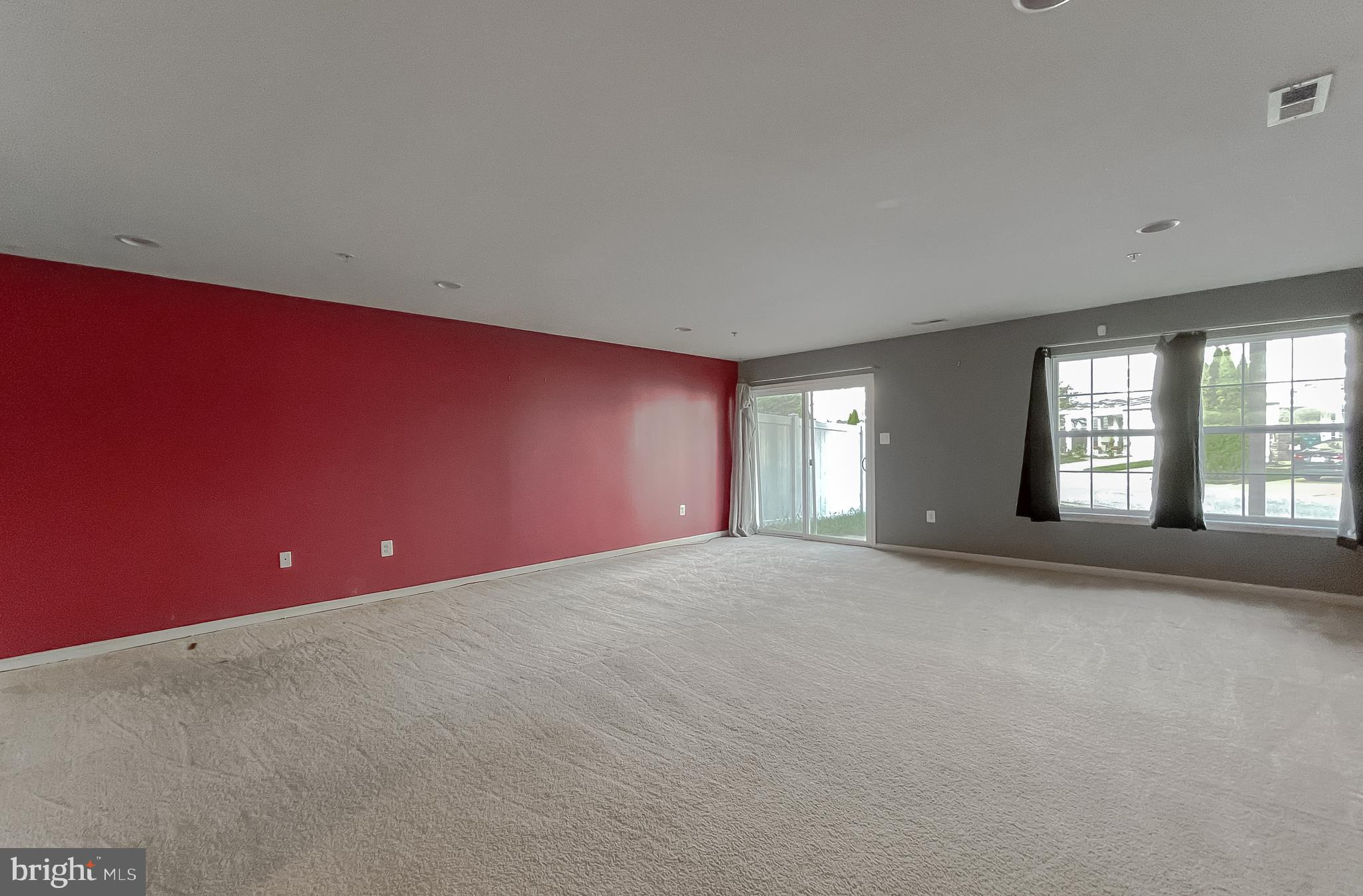 BEVERLY HILLS - Residential Lease