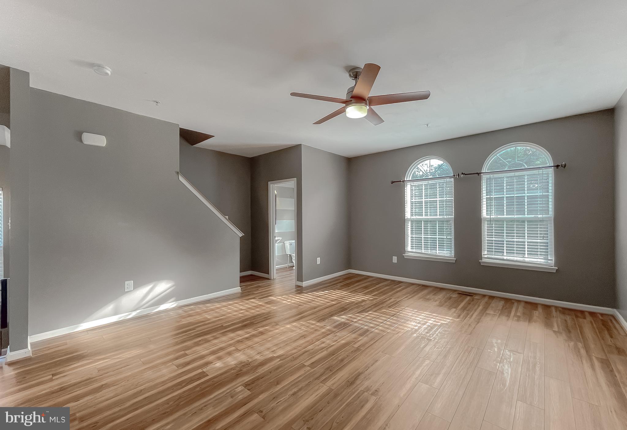 BEVERLY HILLS - Residential Lease