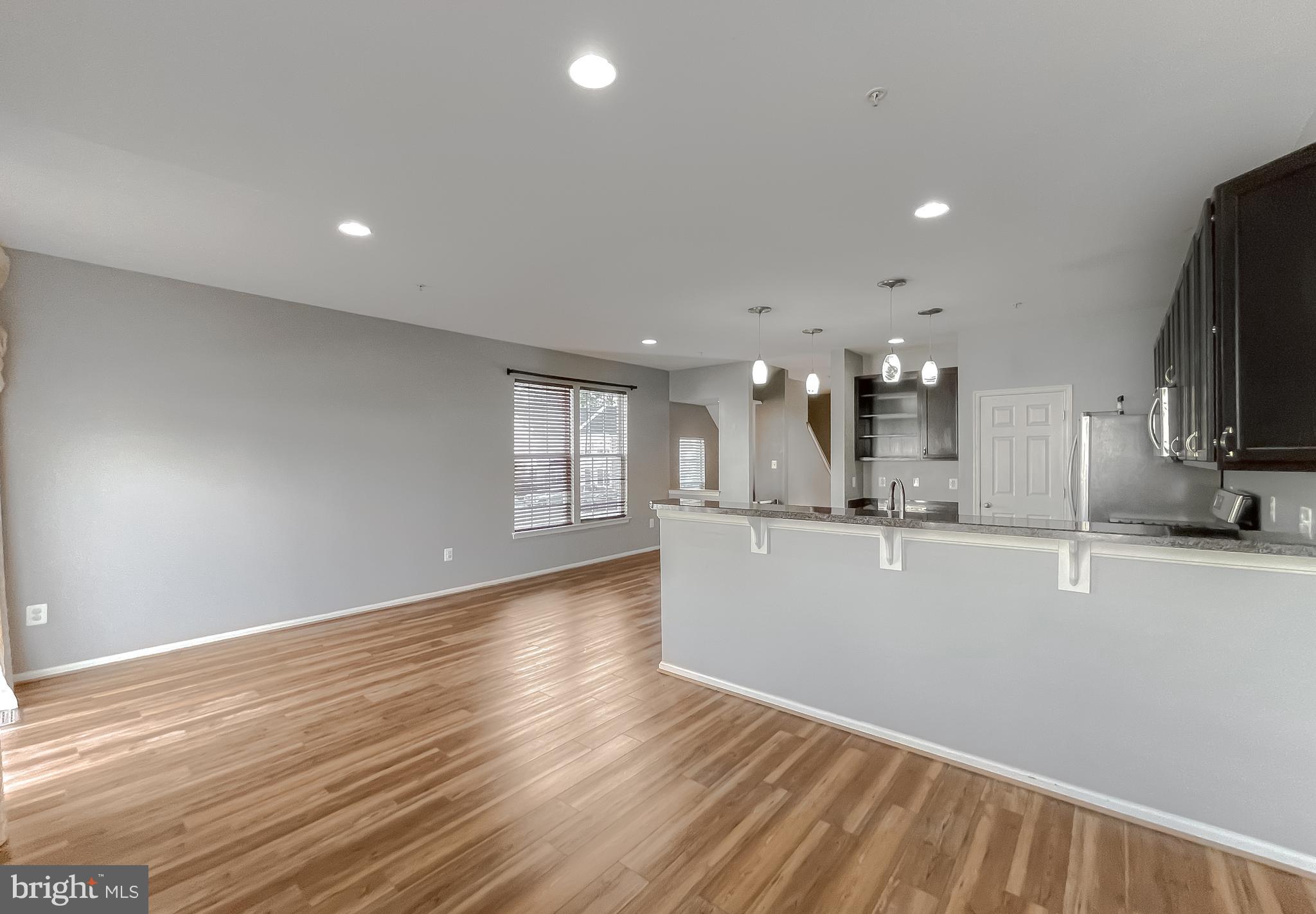 BEVERLY HILLS - Residential Lease