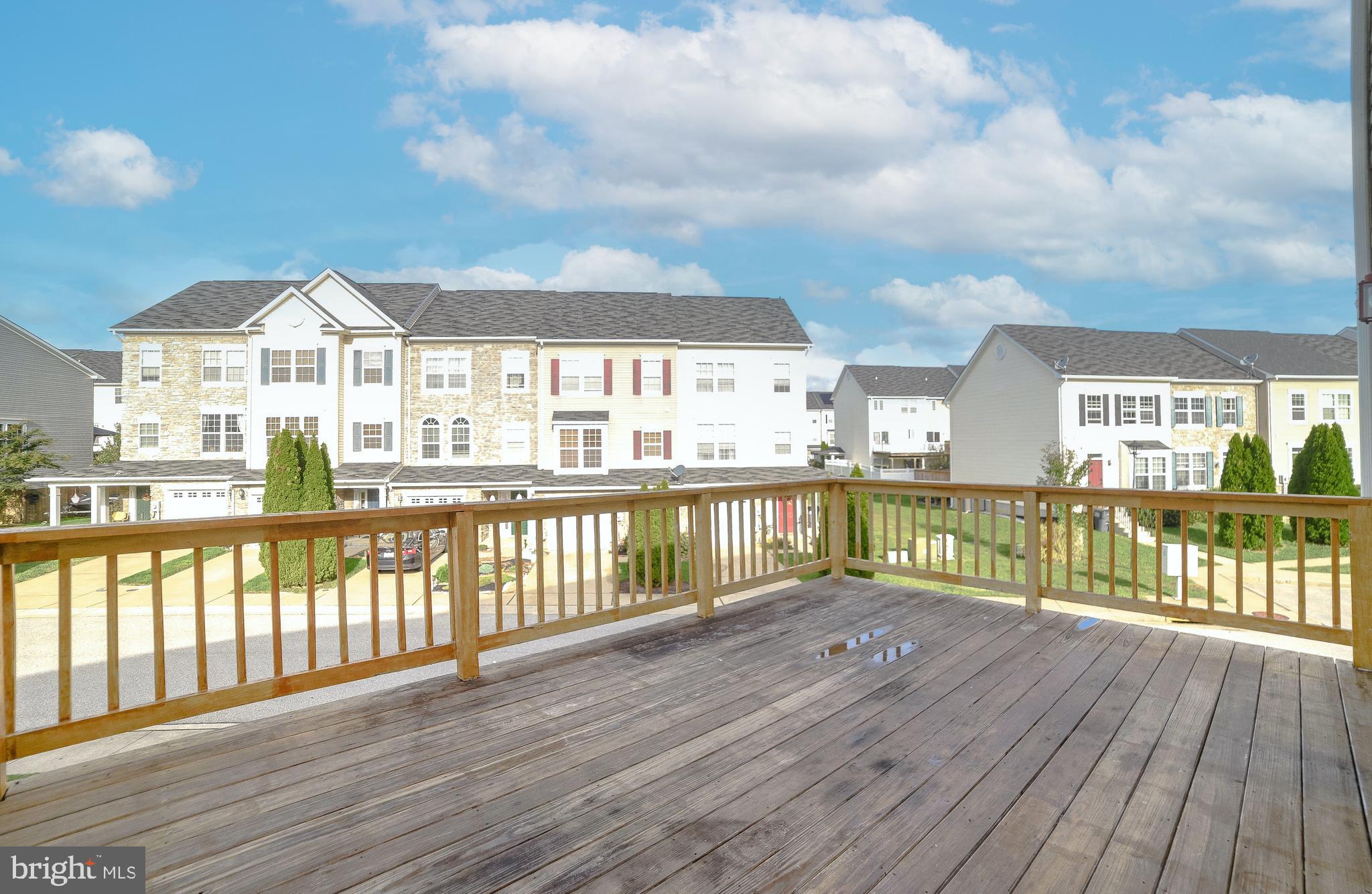 BEVERLY HILLS - Residential Lease