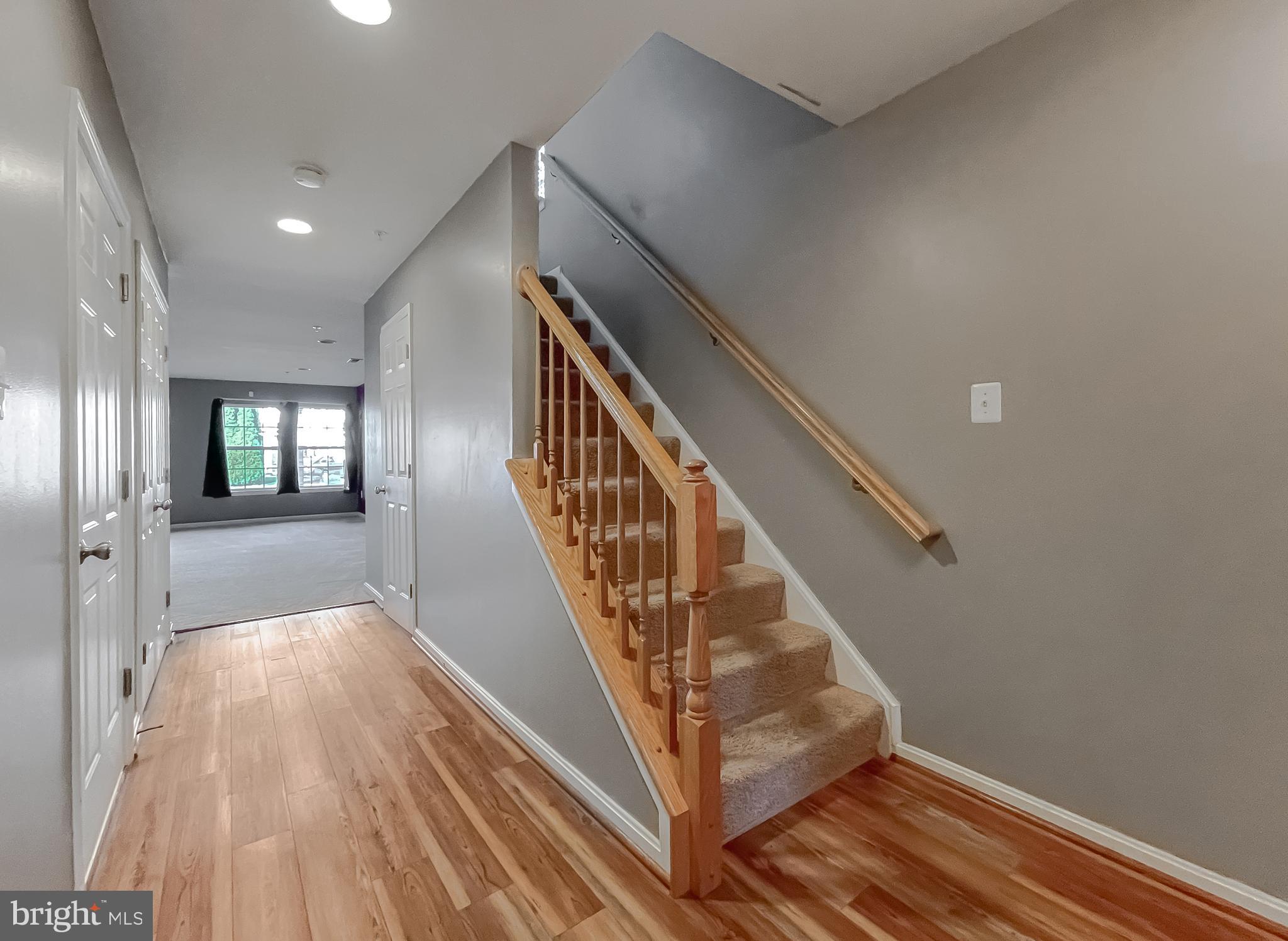 BEVERLY HILLS - Residential Lease