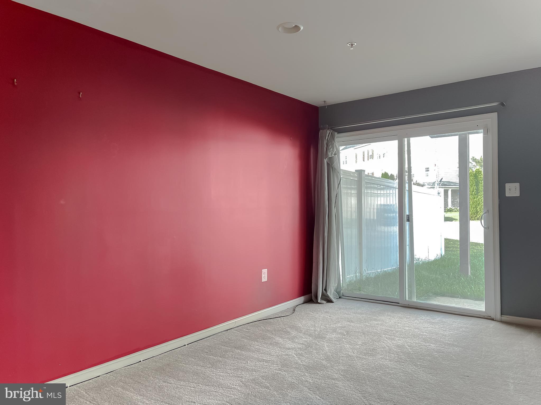 BEVERLY HILLS - Residential Lease