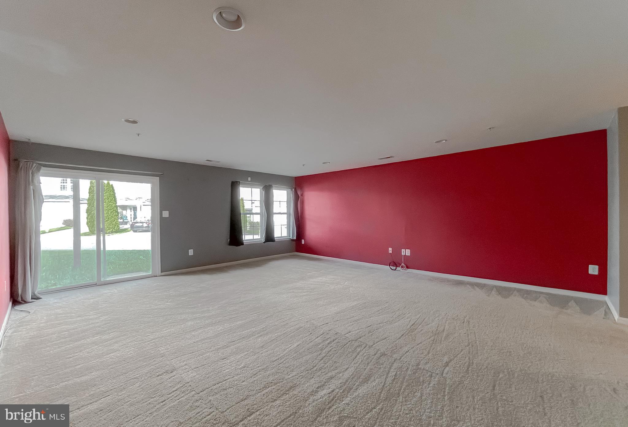 BEVERLY HILLS - Residential Lease