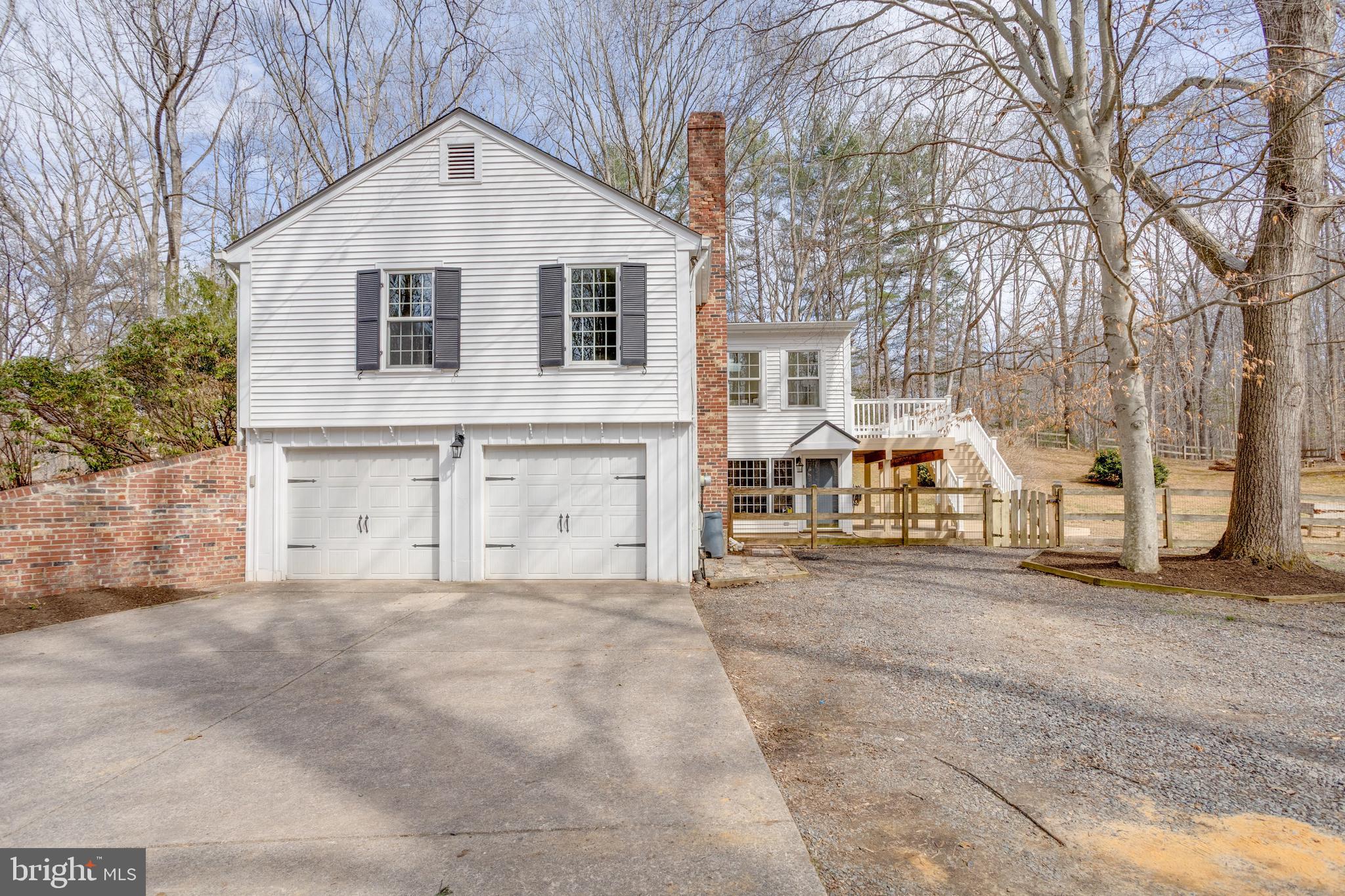 LAKEWOOD ESTATES - Residential